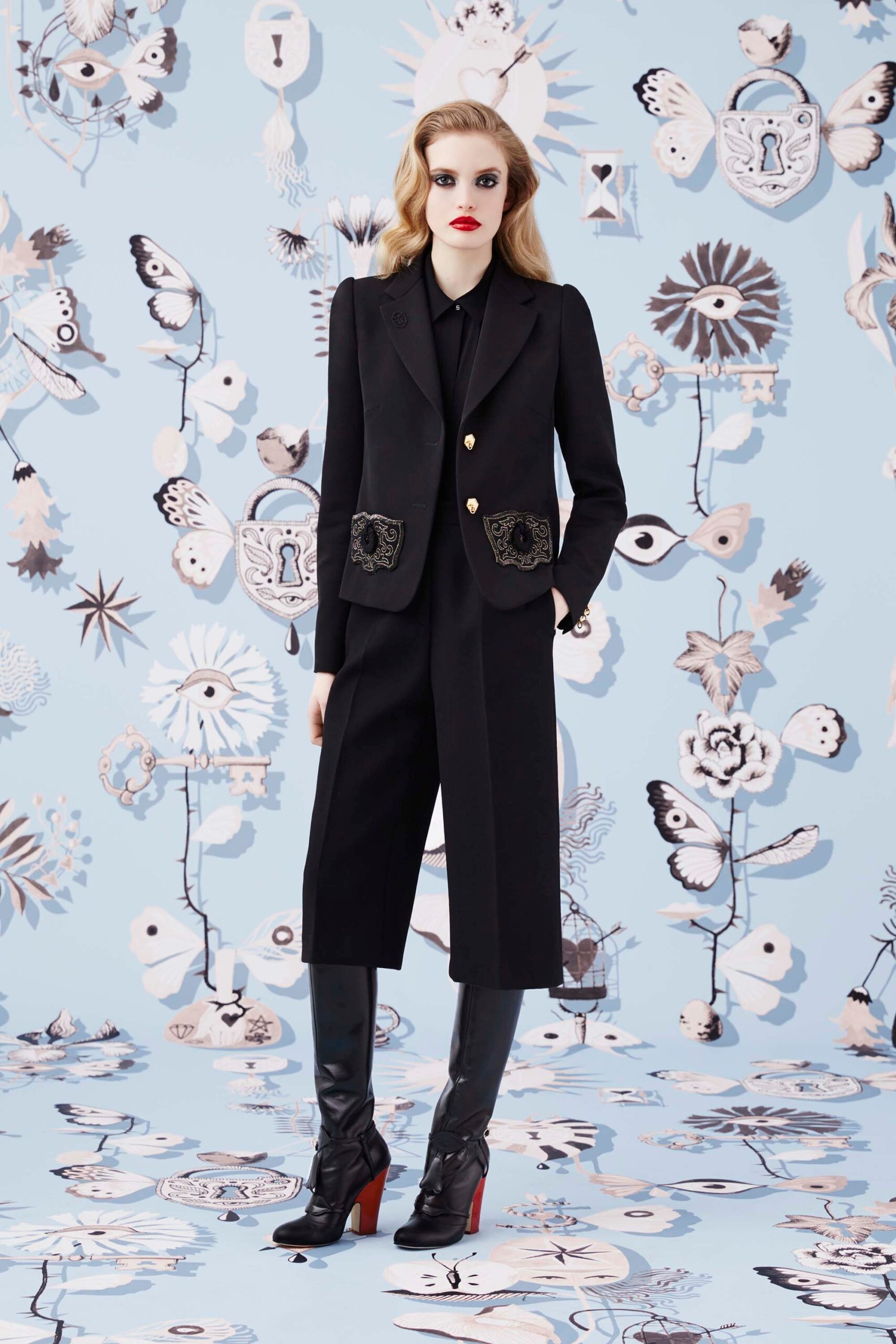 Schiaparelli F/W 16 Look 7