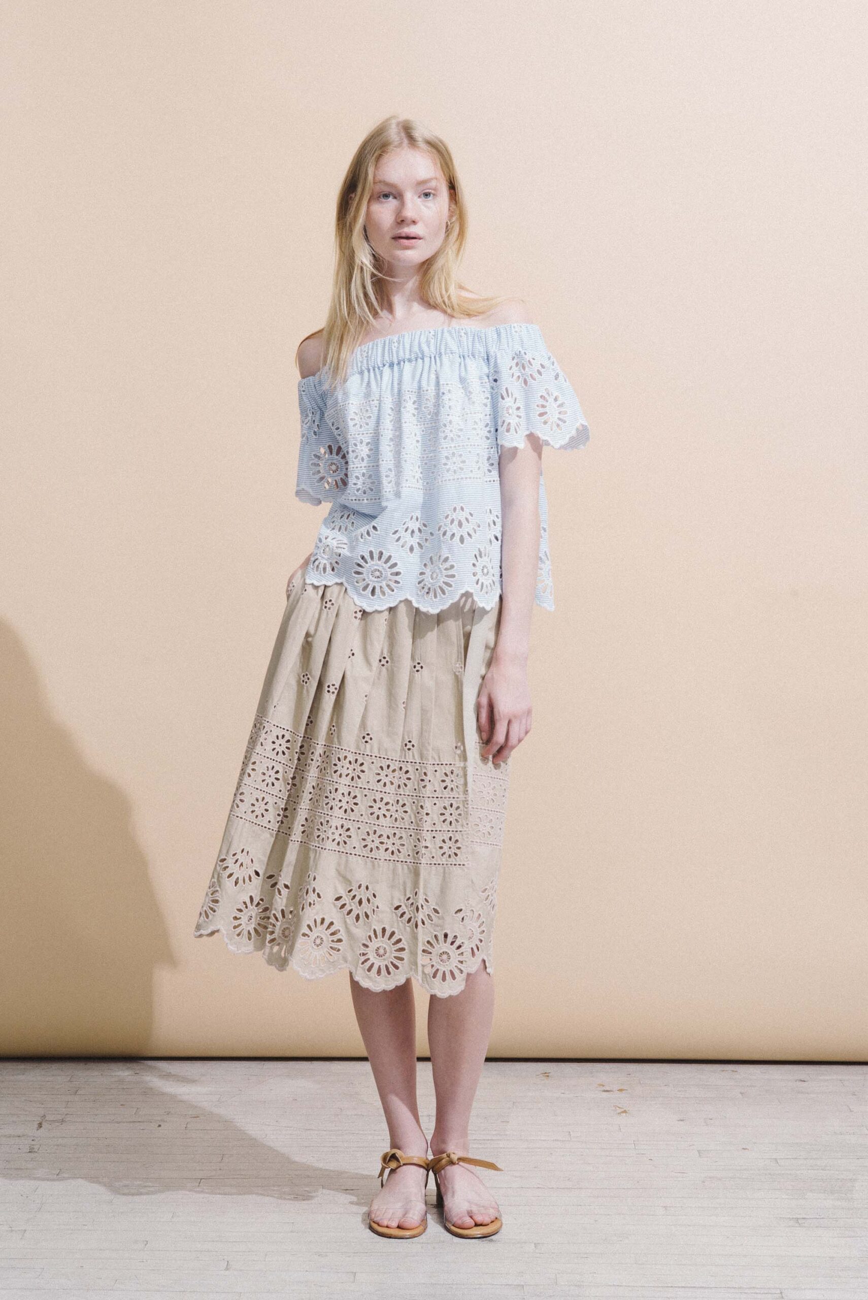 Sea Resort 17 Look 10