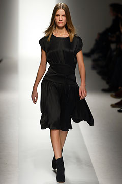 Strenesse F/W 02 Look 24