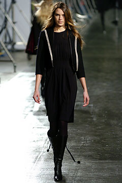 Sophia Kokosalaki F/W 04 Look 22