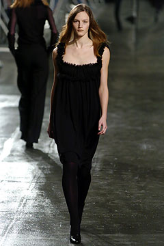 Sophia Kokosalaki F/W 04 Look 26
