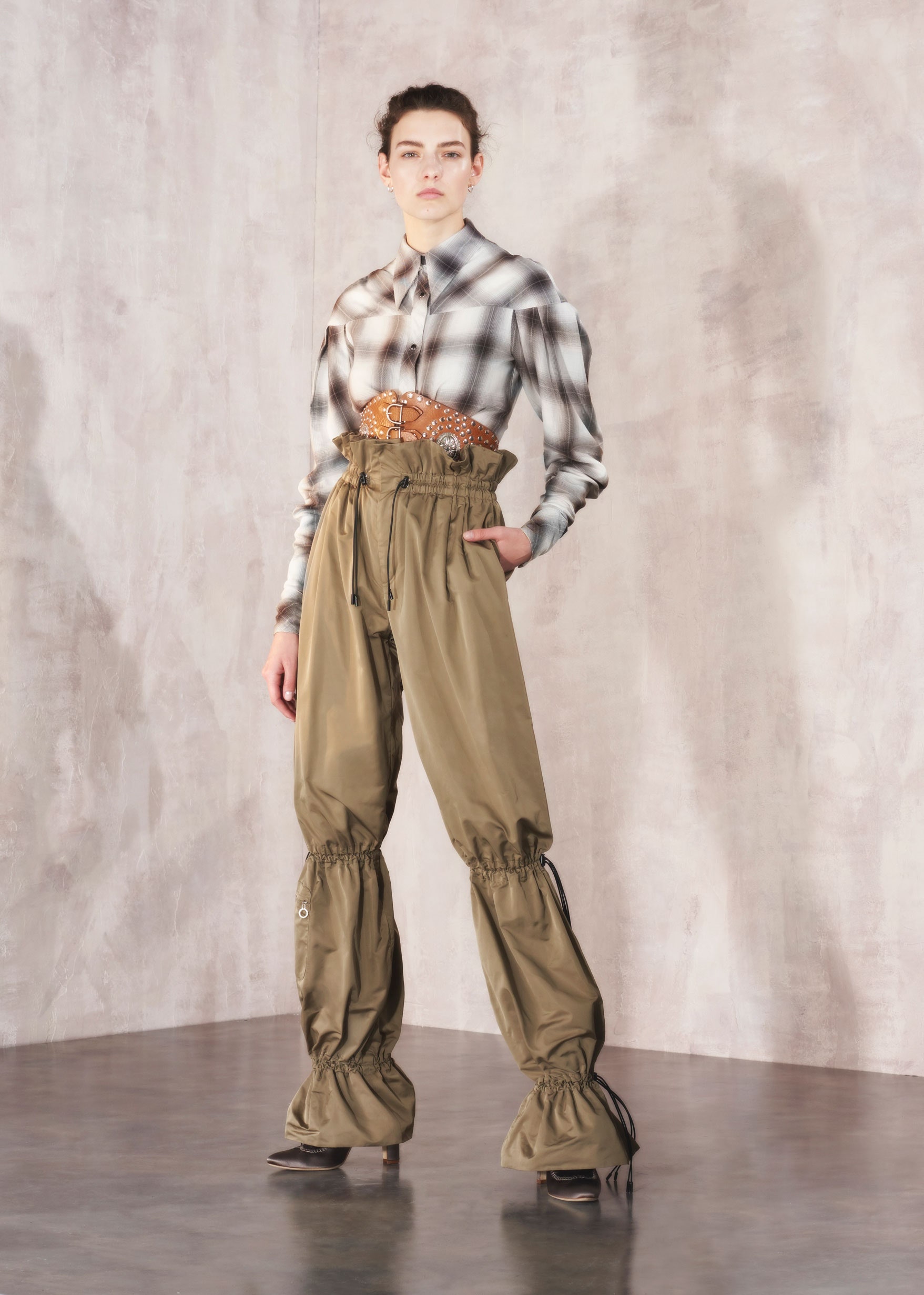 Simkhai Resort 18 Look 15