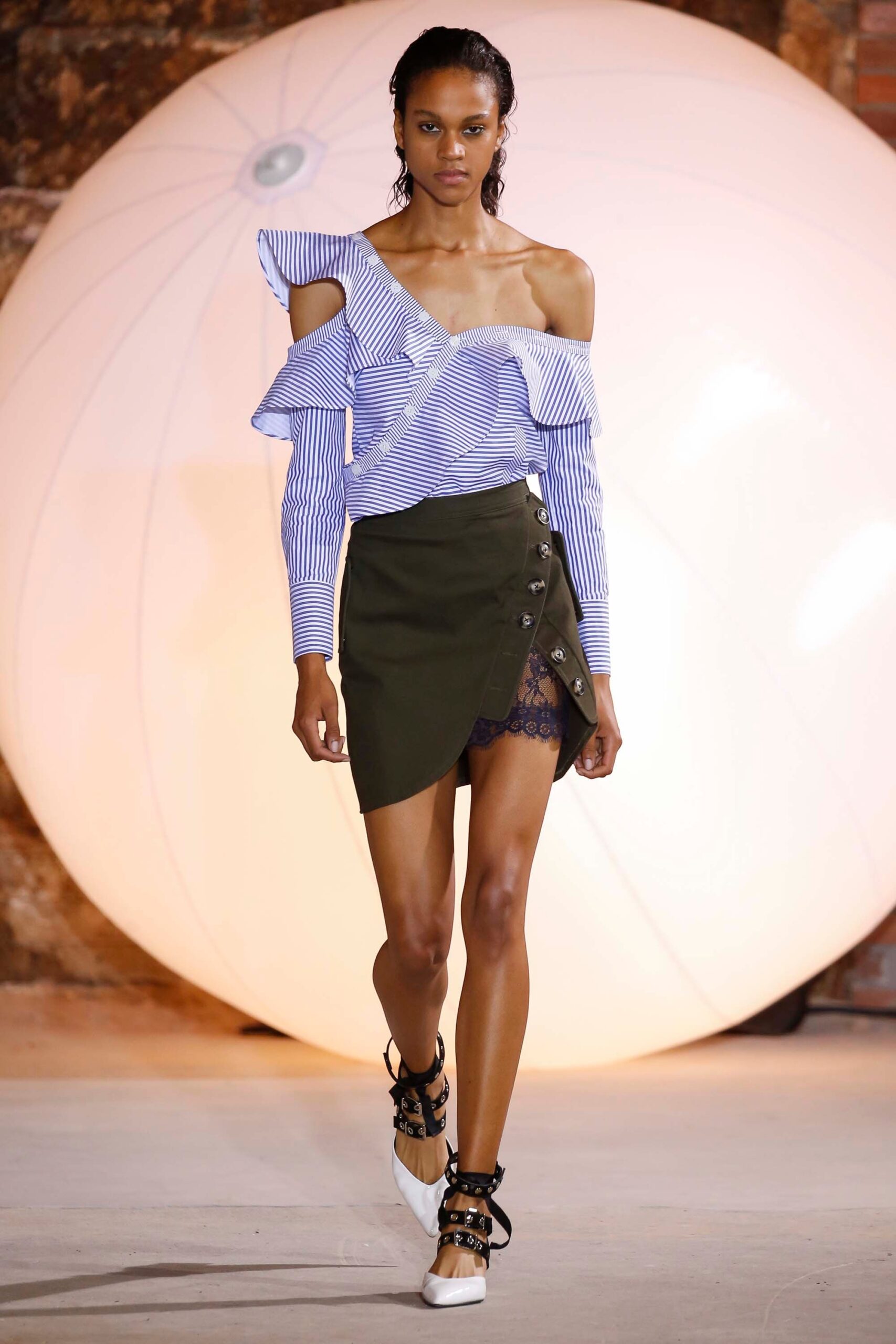 Self-Portrait S/S 17 Look 17