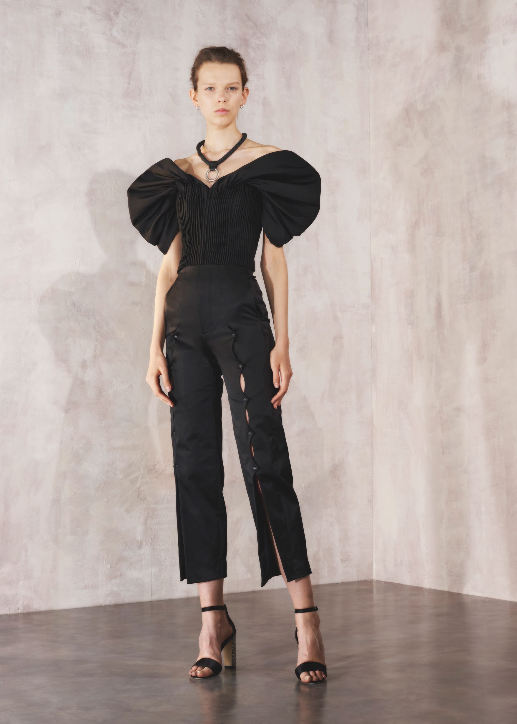 Simkhai Resort 18 Look 20