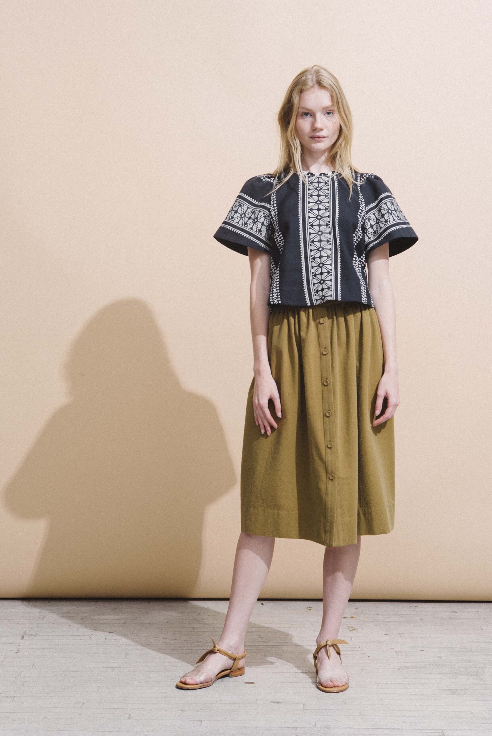 Sea Resort 17 Look 21