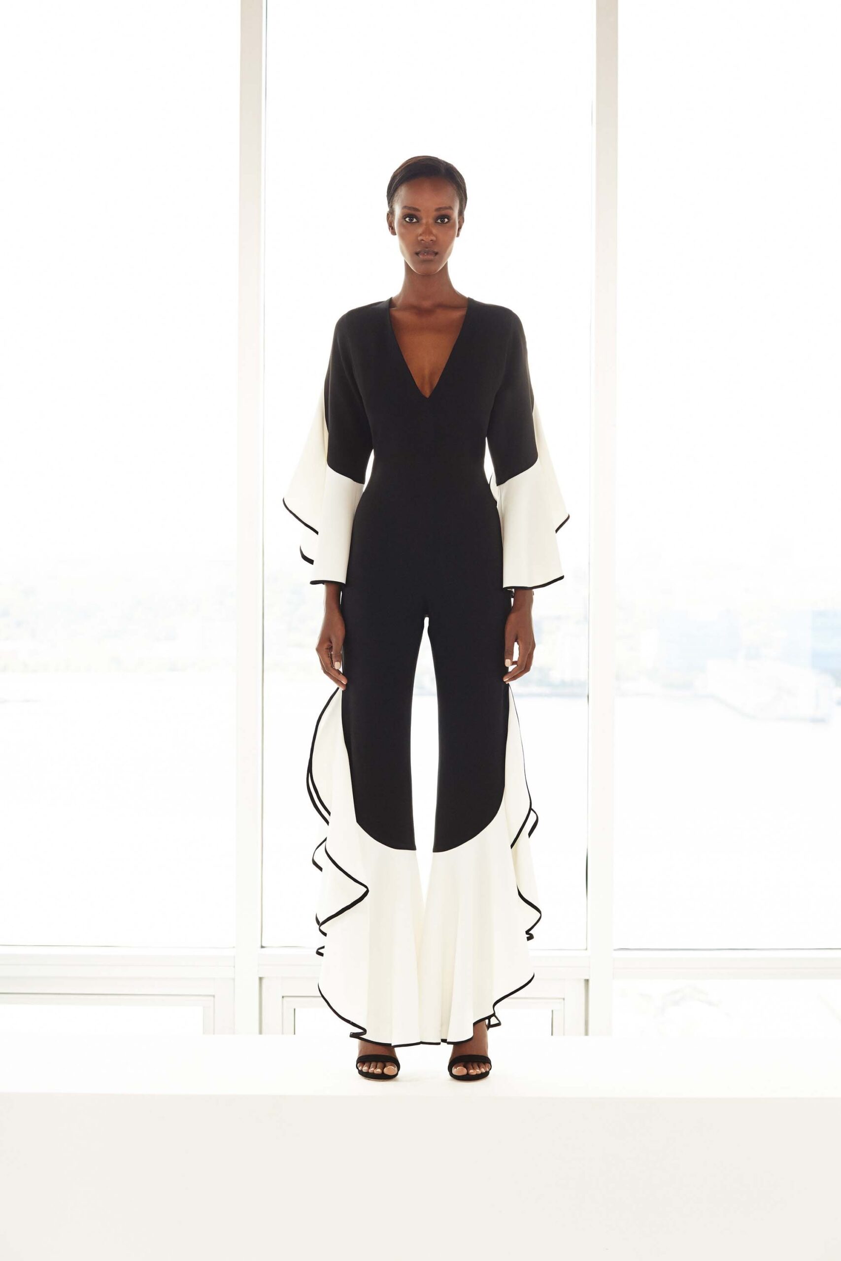 Simkhai Resort 17 Look 3