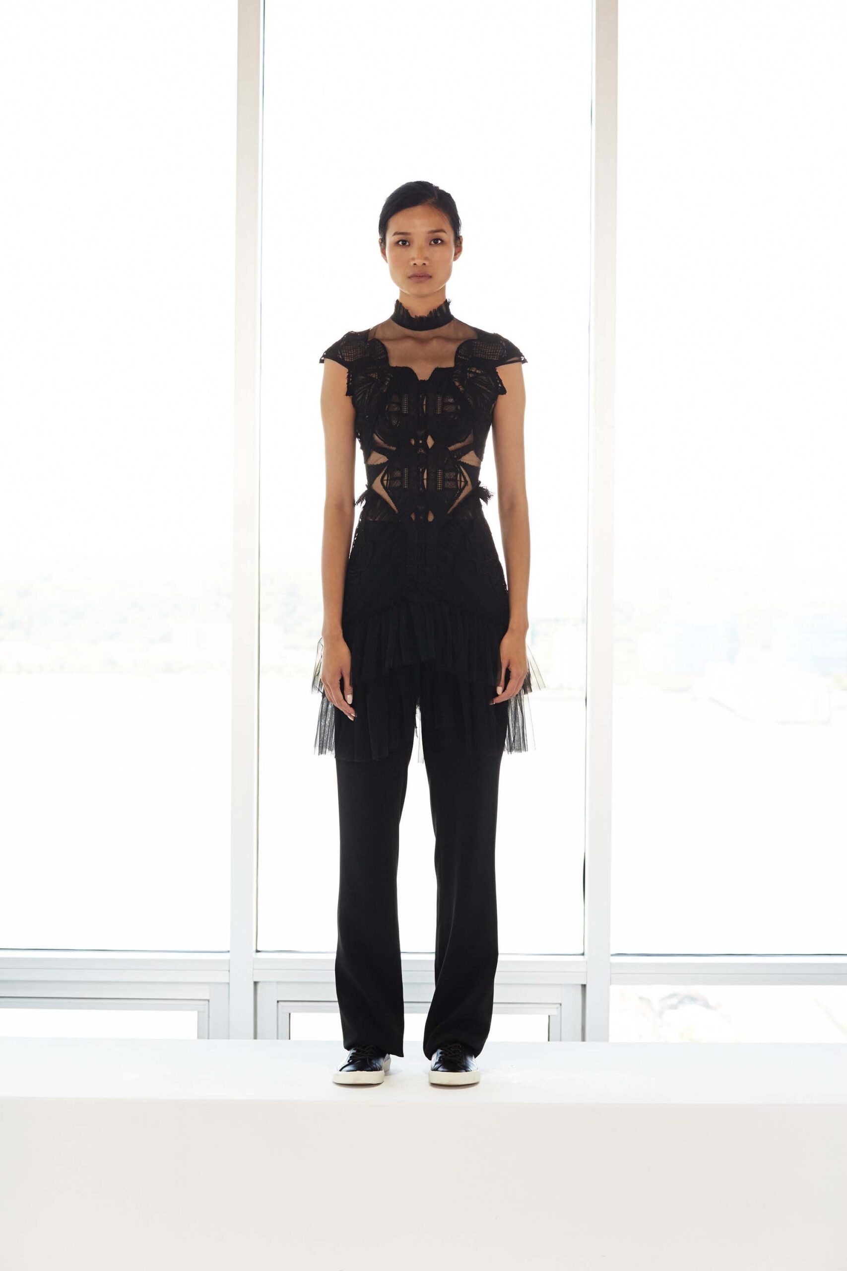 Simkhai Resort 17 Look 14