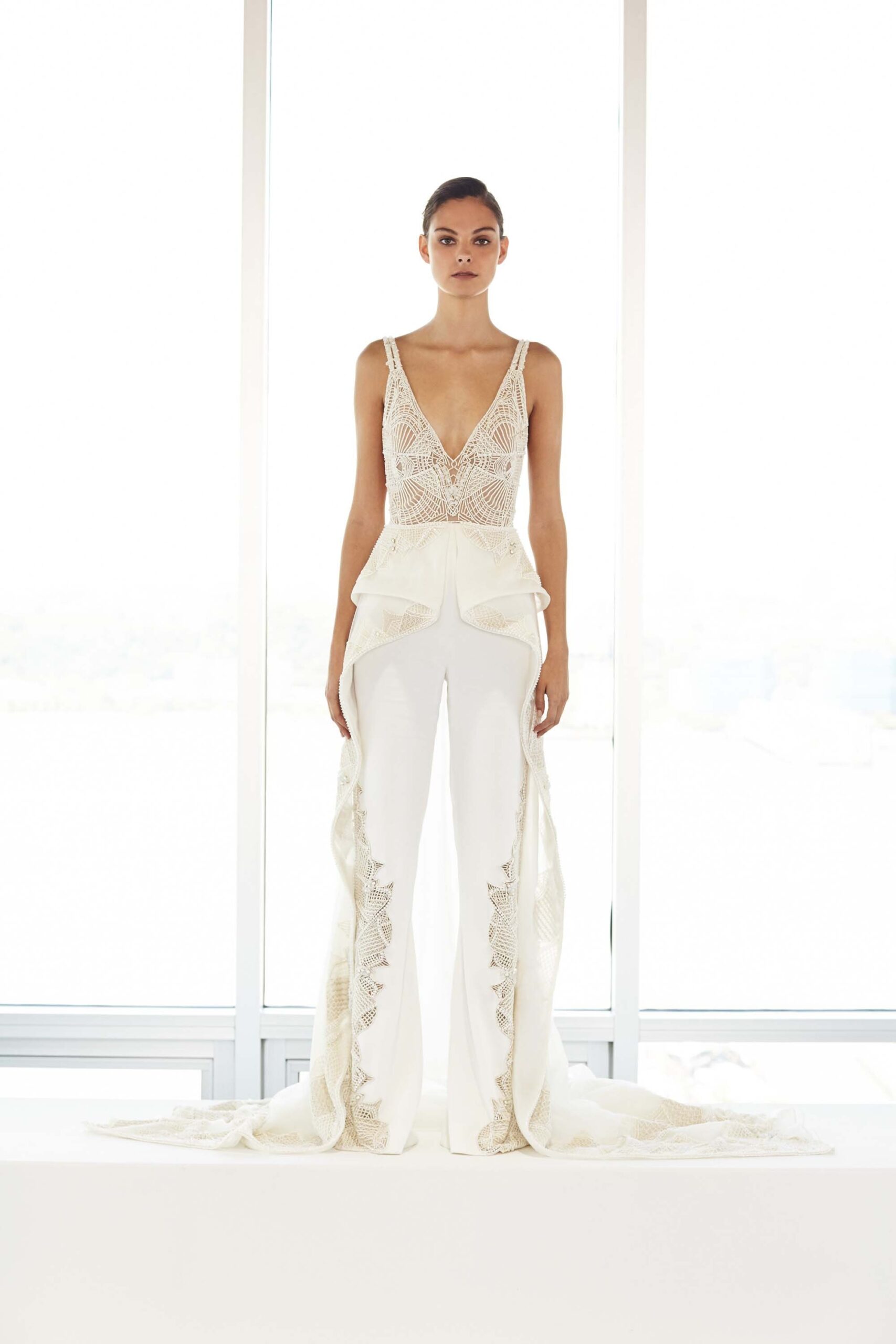 Simkhai Resort 17 Look 20