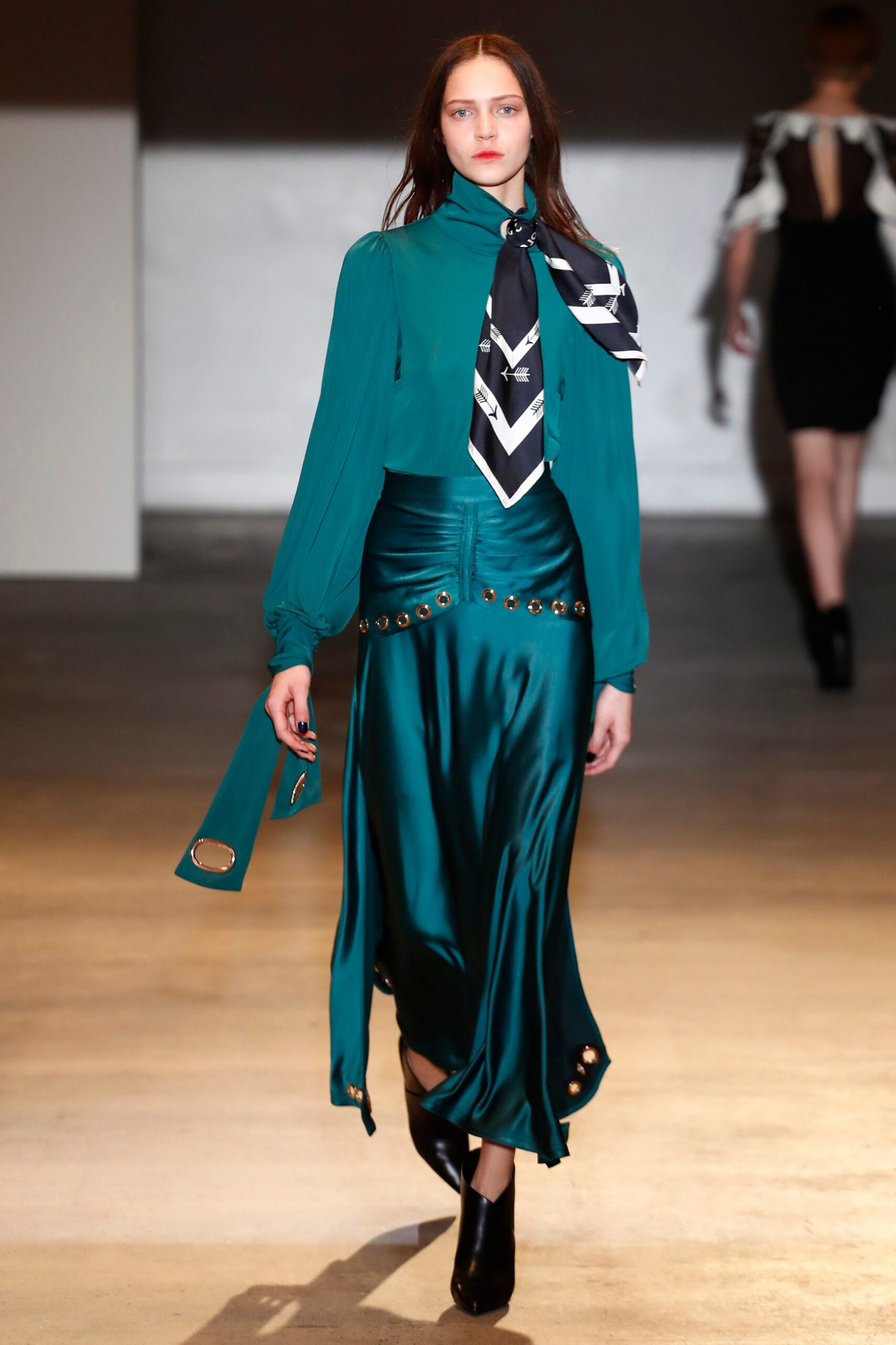 Self-Portrait F/W 18 Look 14