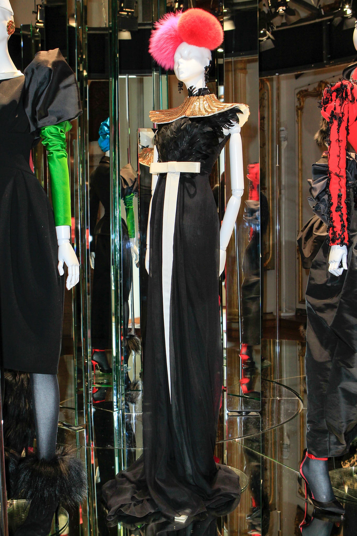 Schiaparelli F/W 13 Couture Look 3