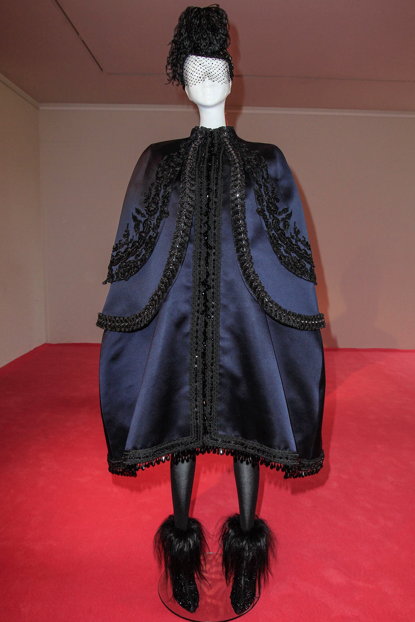 Schiaparelli F/W 13 Couture Look 9