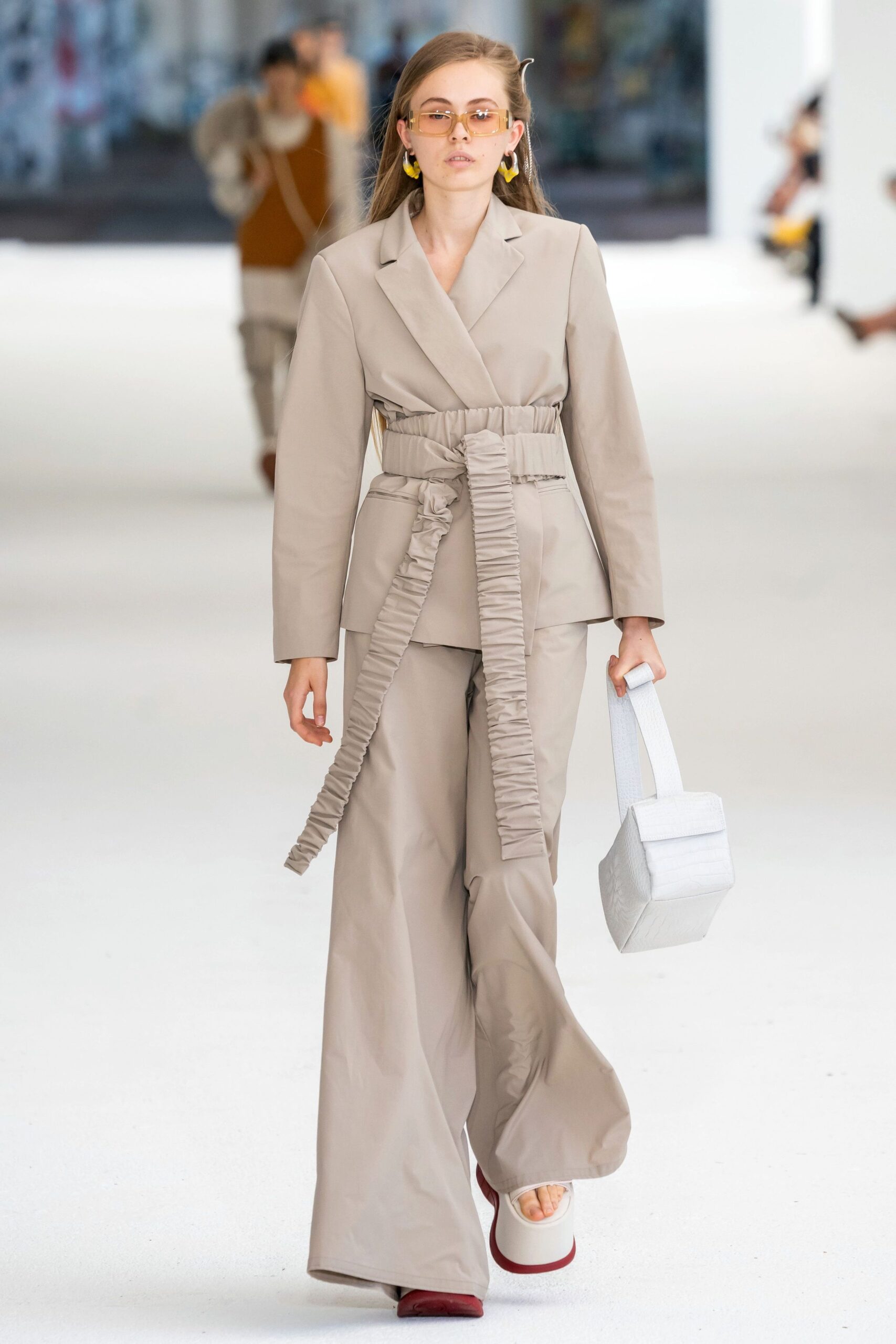 Sunnei S/S 20 Menswear Look 3