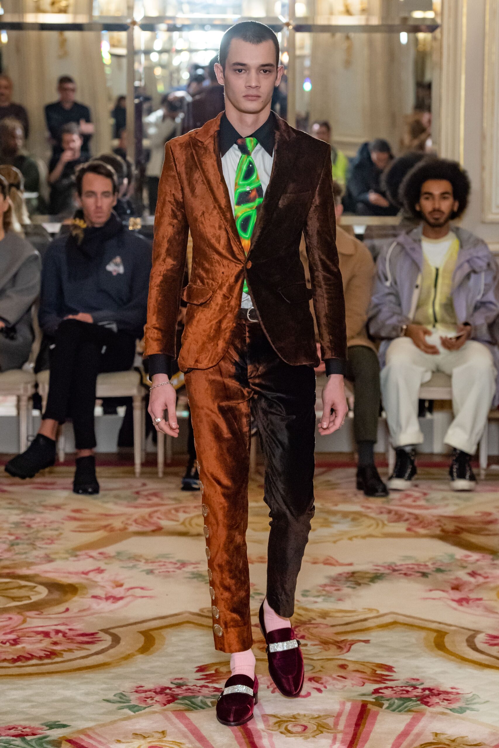 SSS World Corp Fall 2019 Menswear