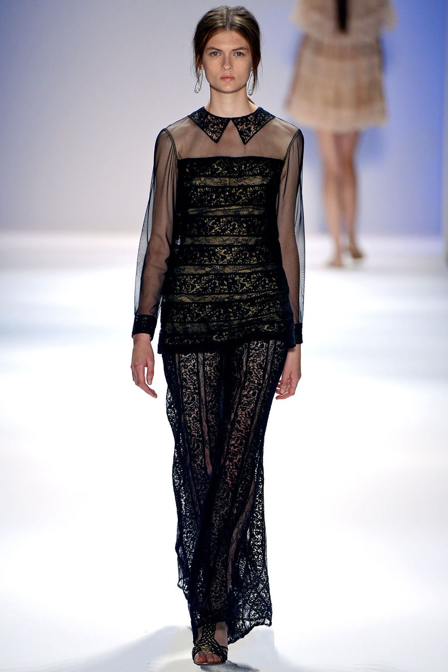 Tadashi Shoji S/S 13 Look 10