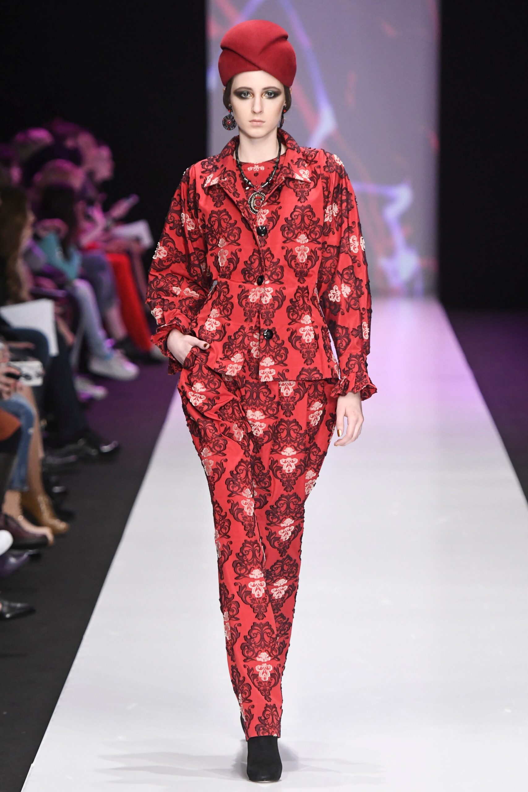 Slava Zaitsev Russia F/W 17 Look 11