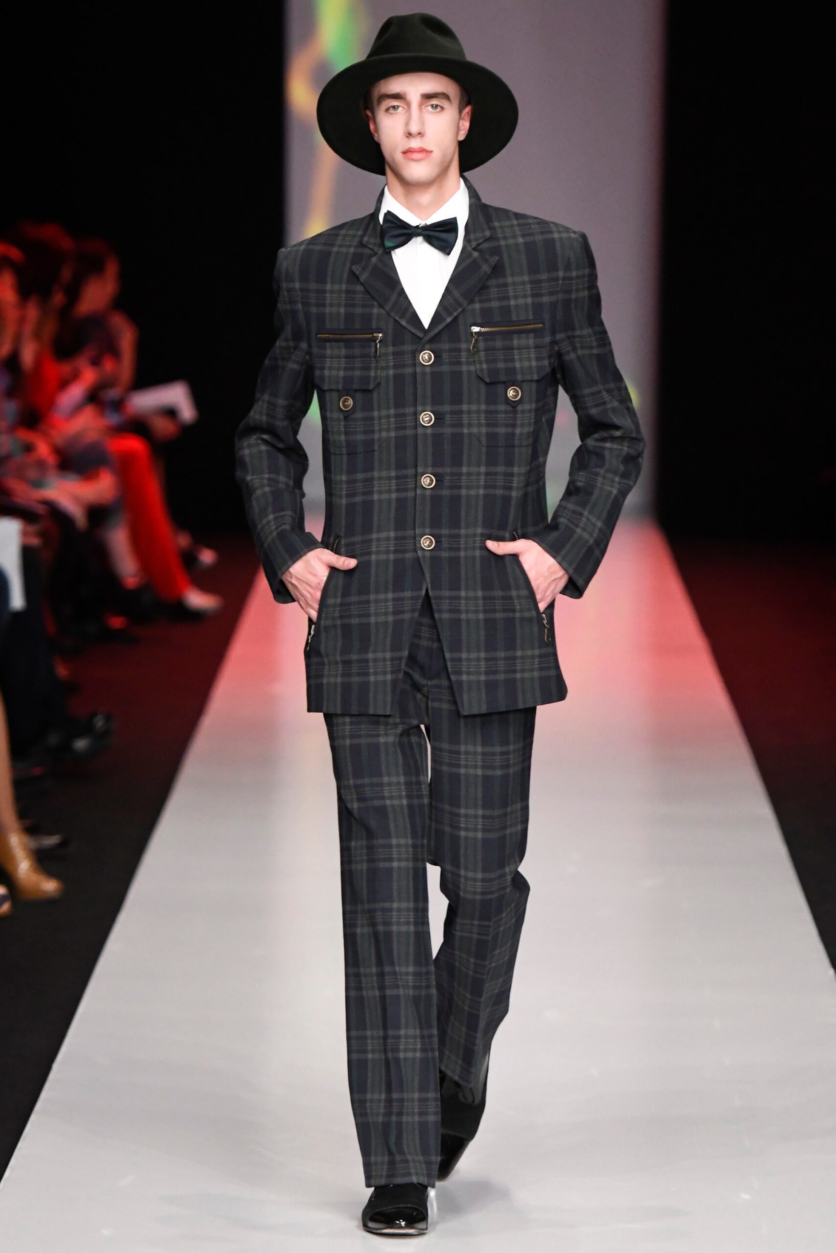 Slava Zaitsev Russia F/W 17 Look 18