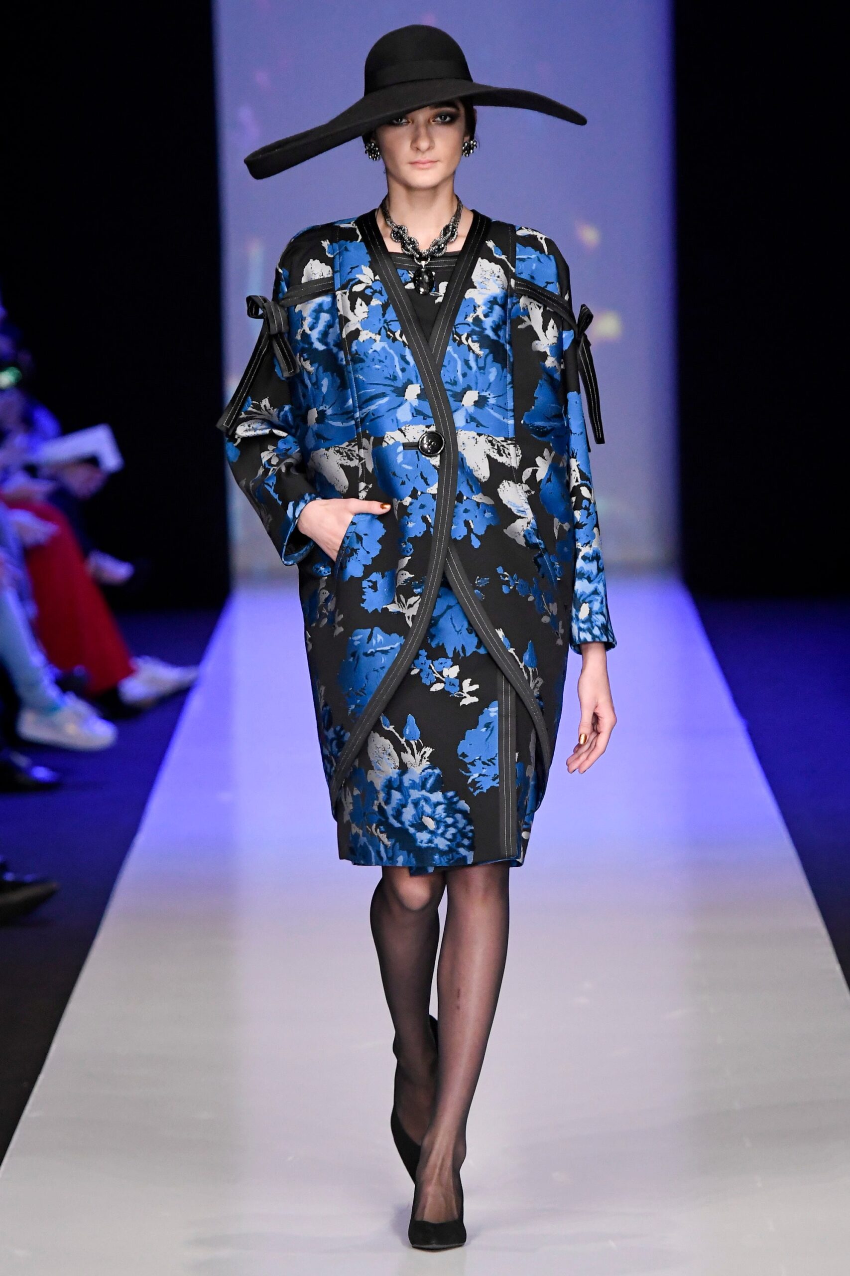 Slava Zaitsev Russia F/W 17 Look 35