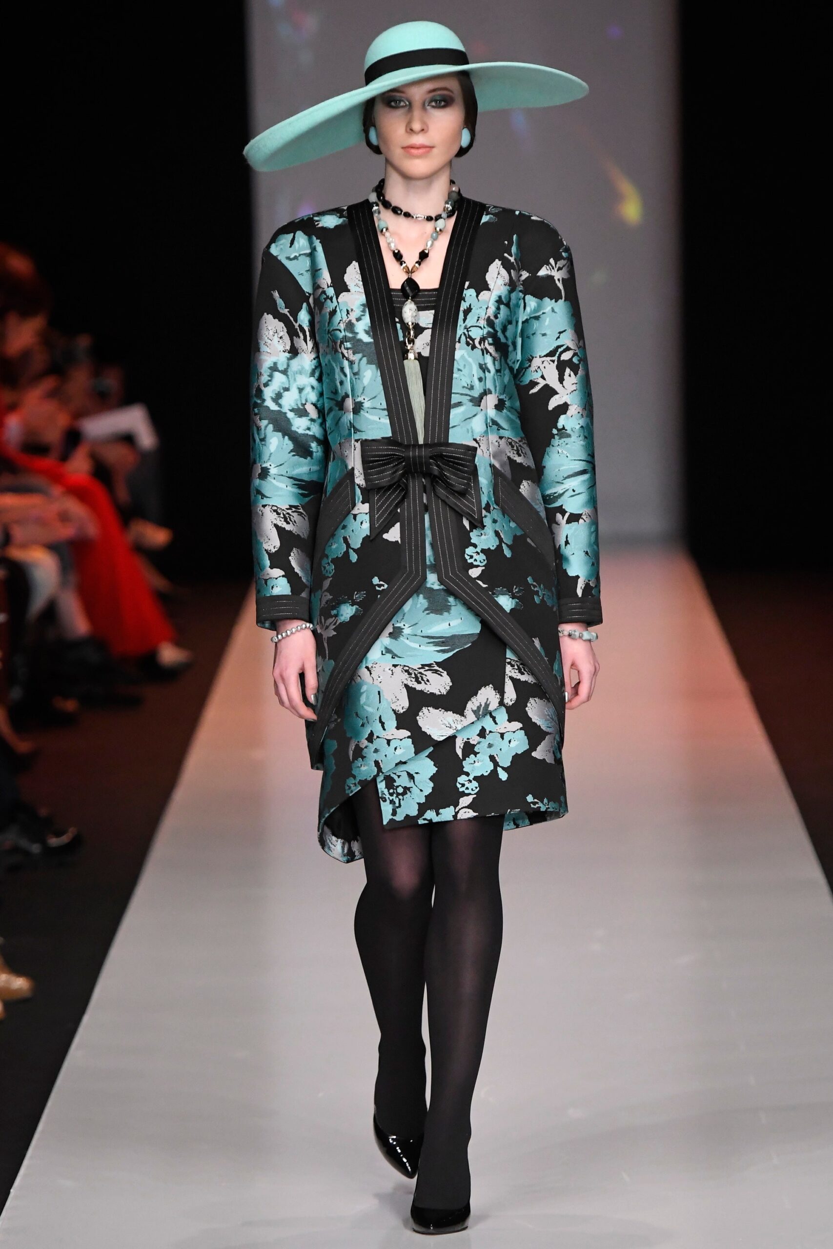 Slava Zaitsev Russia F/W 17 Look 37