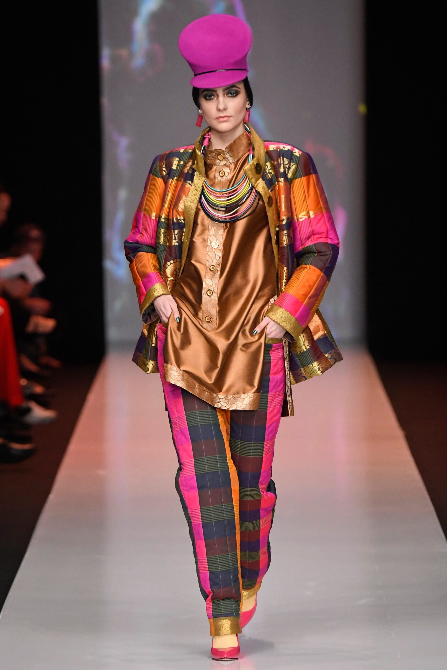 Slava Zaitsev Russia F/W 17 Look 41