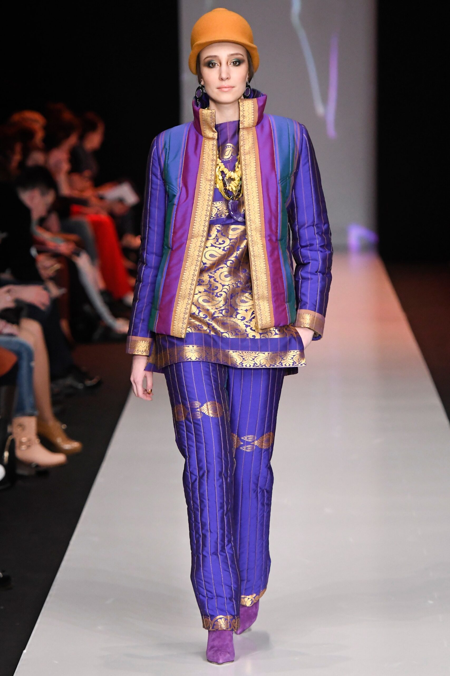 Slava Zaitsev Russia F/W 17 Look 42