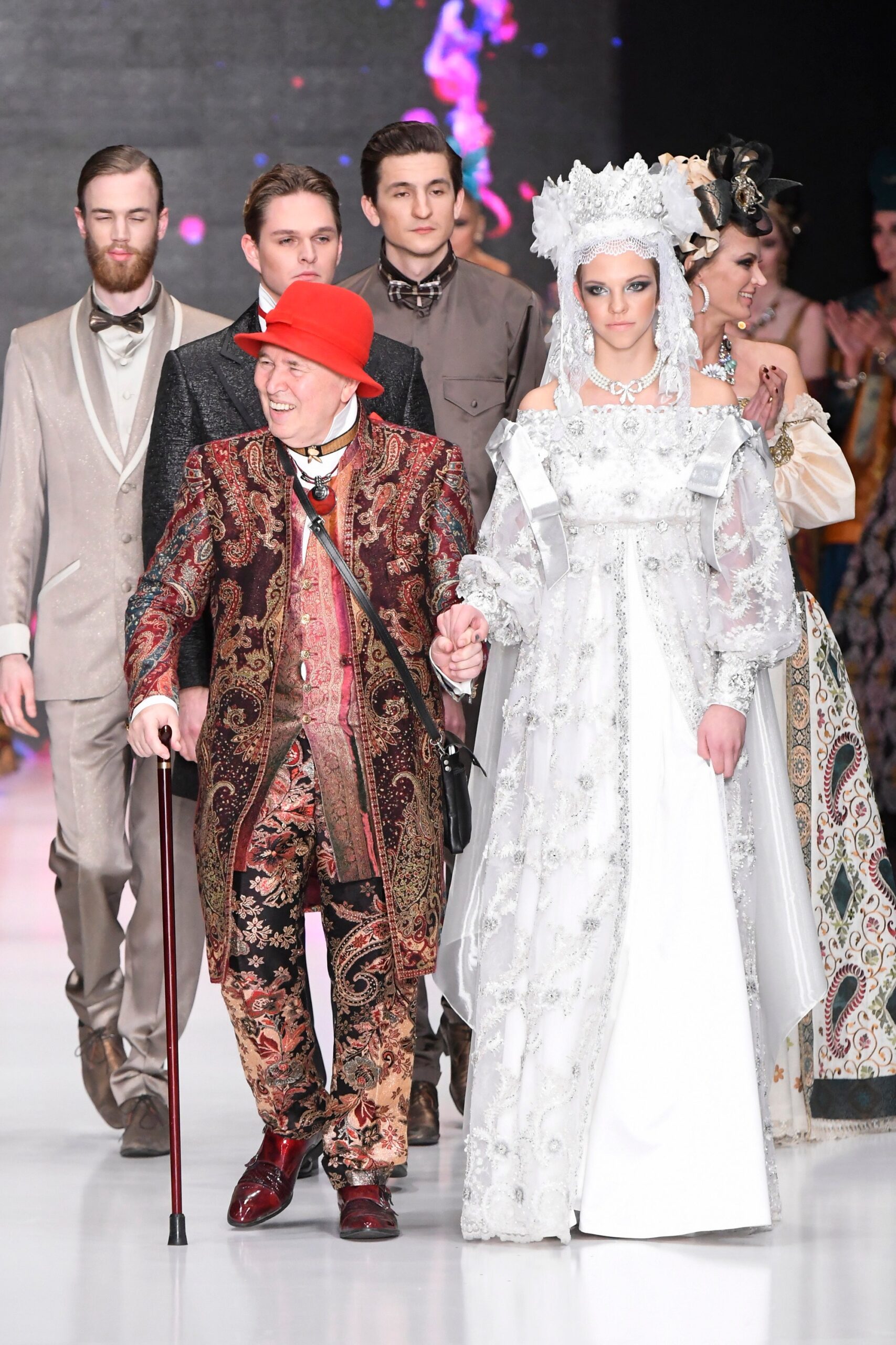 Slava Zaitsev Russia F/W 17 Look 65