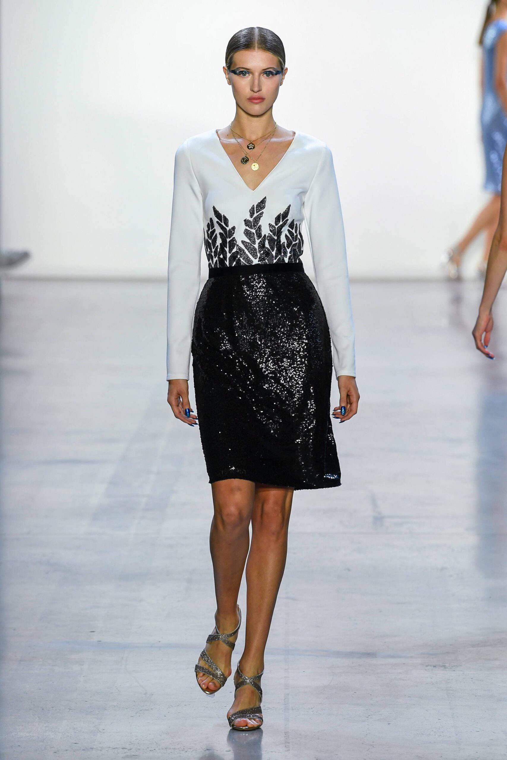 Tadashi Shoji S/S 19 Look 4