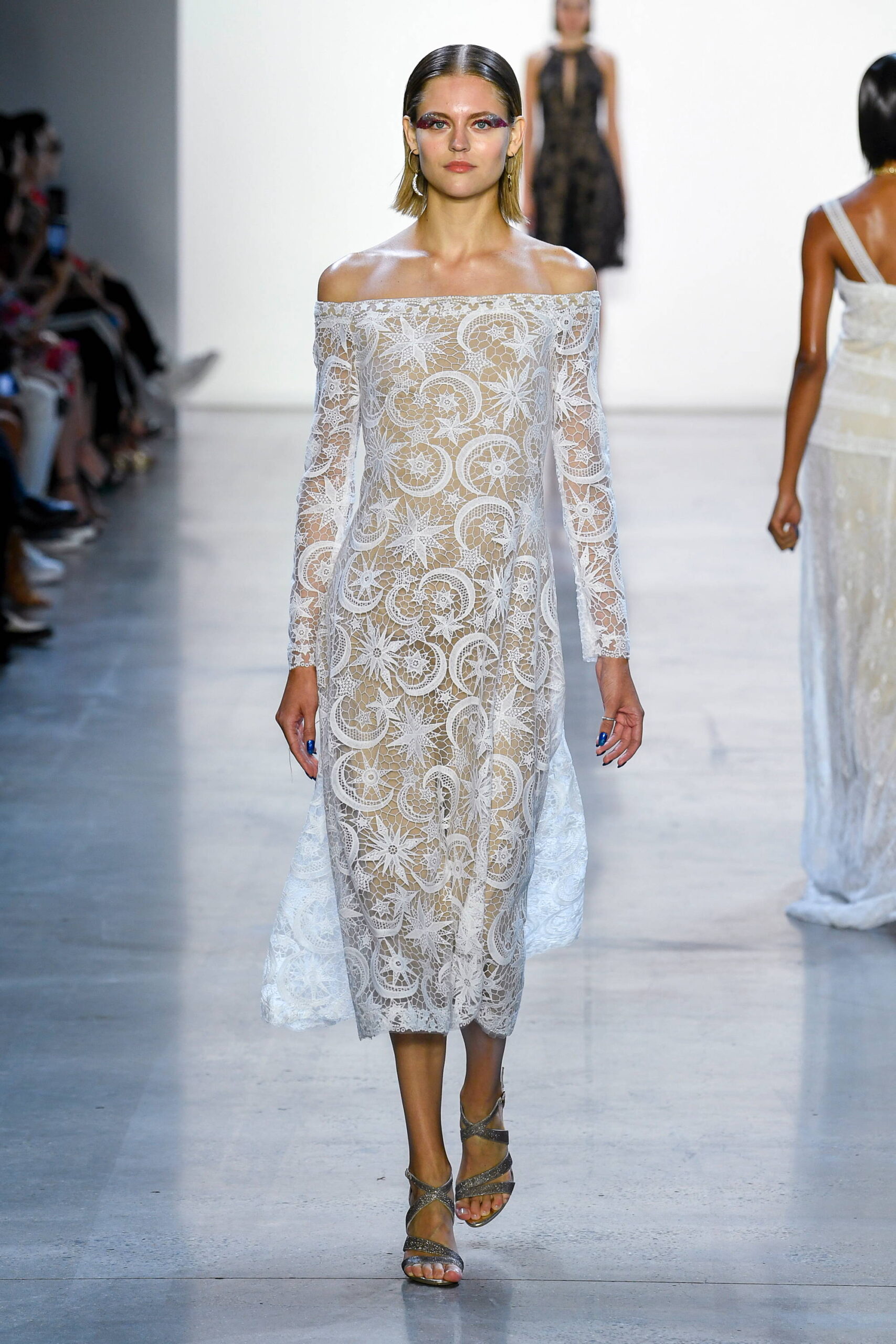 Tadashi Shoji S/S 19 Look 10