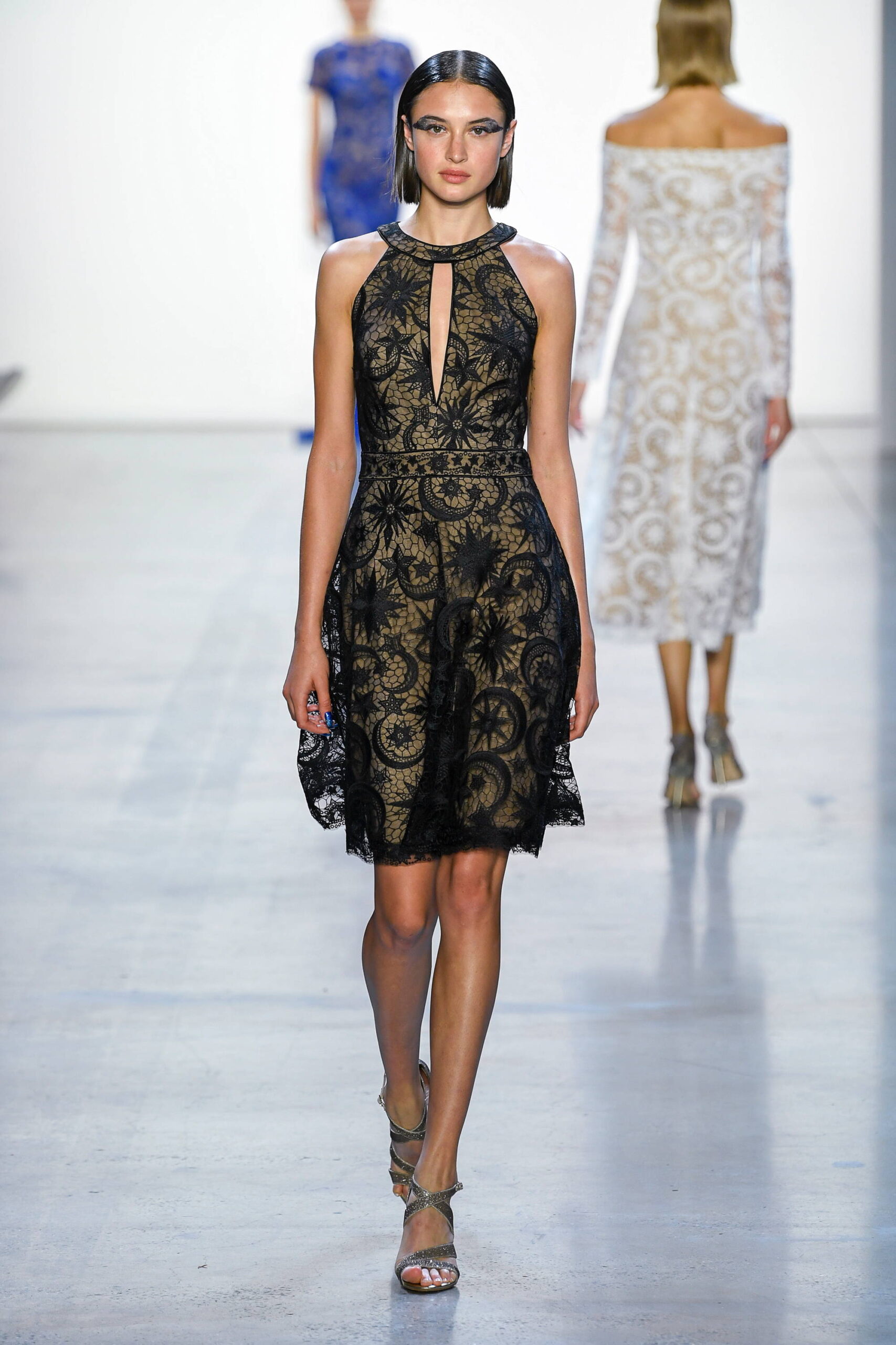 Tadashi Shoji S/S 19 Look 11
