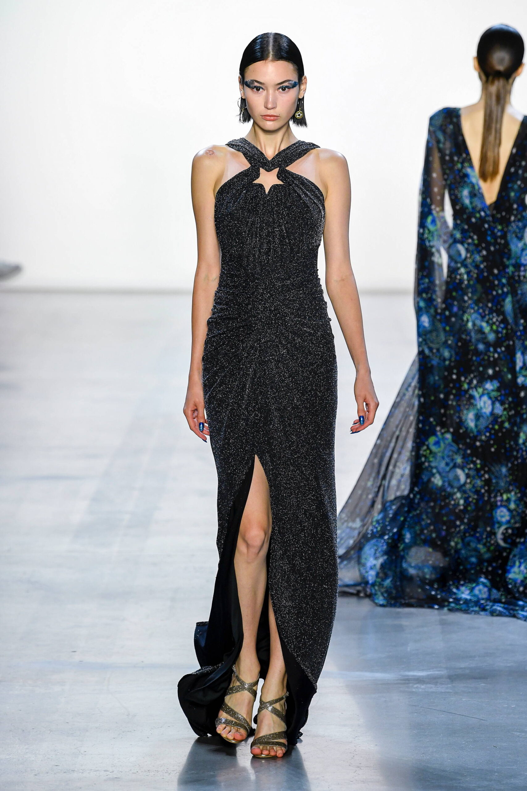 Tadashi Shoji S/S 19 Look 16