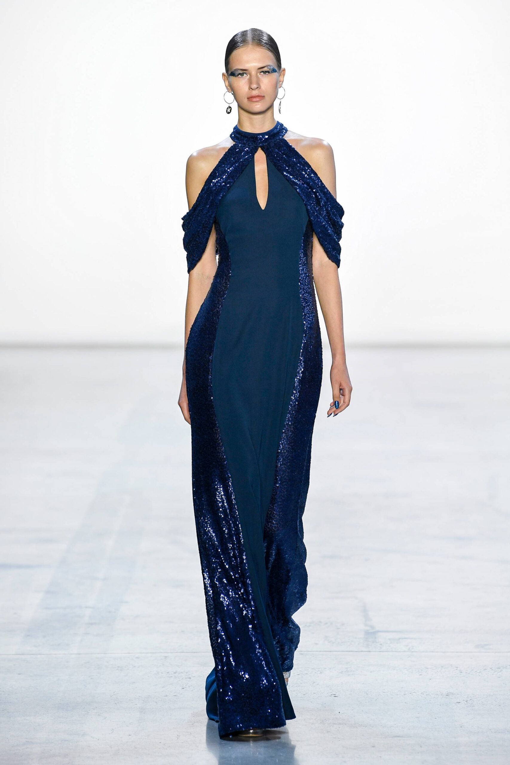 Tadashi Shoji S/S 19 Look 18