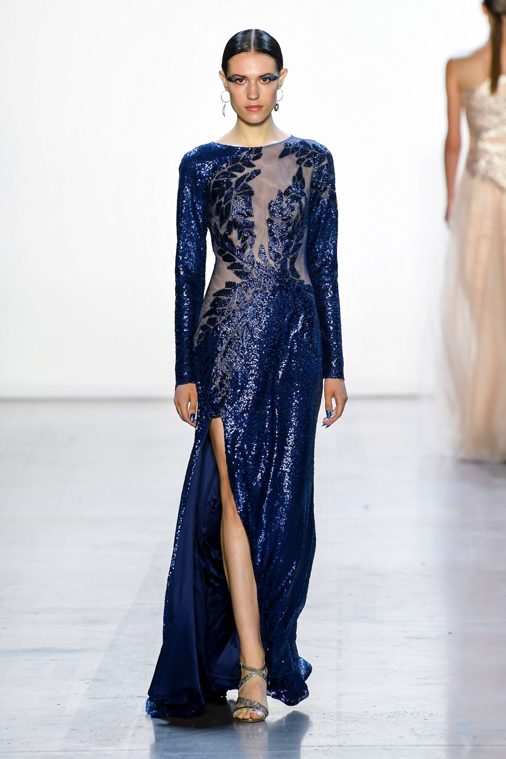 Tadashi Shoji S/S 19 Look 30