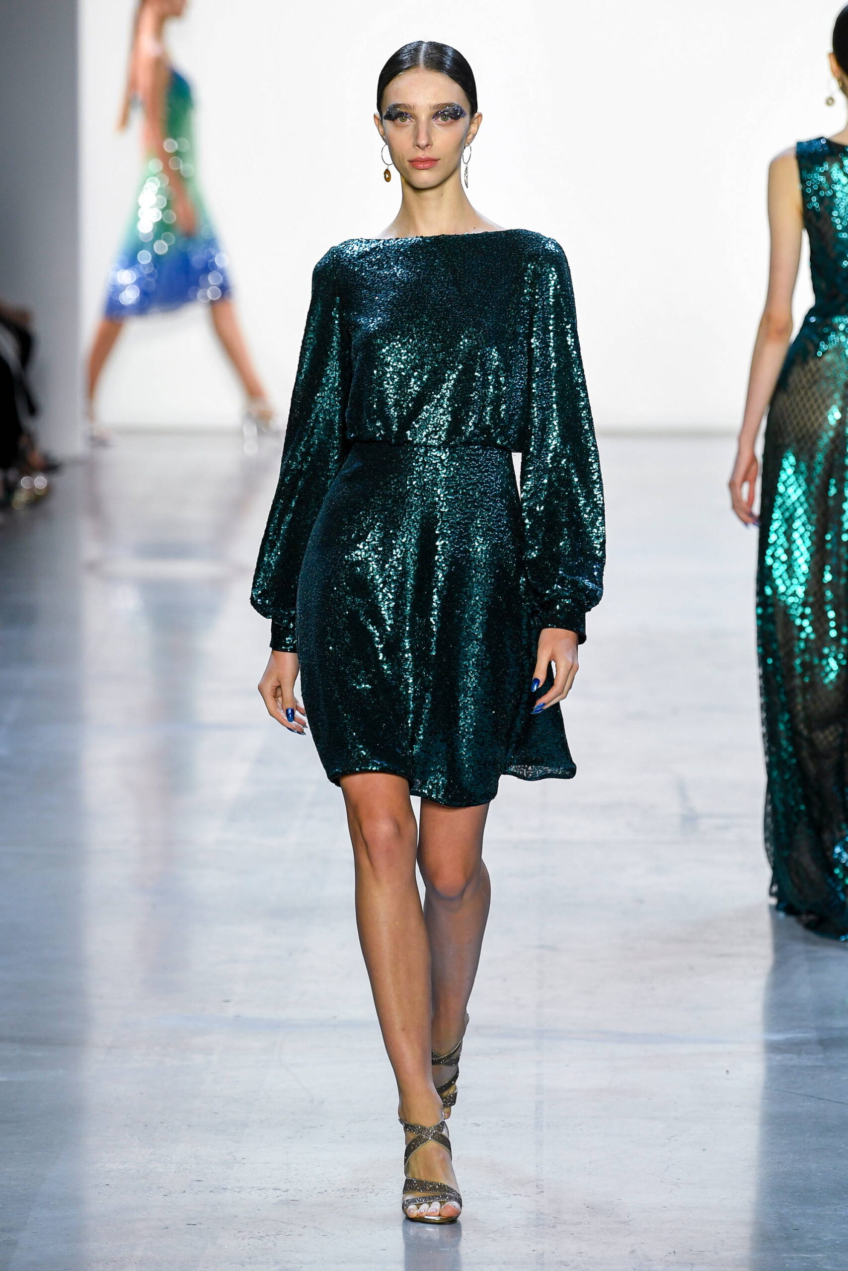 Tadashi Shoji S/S 19 Look 32