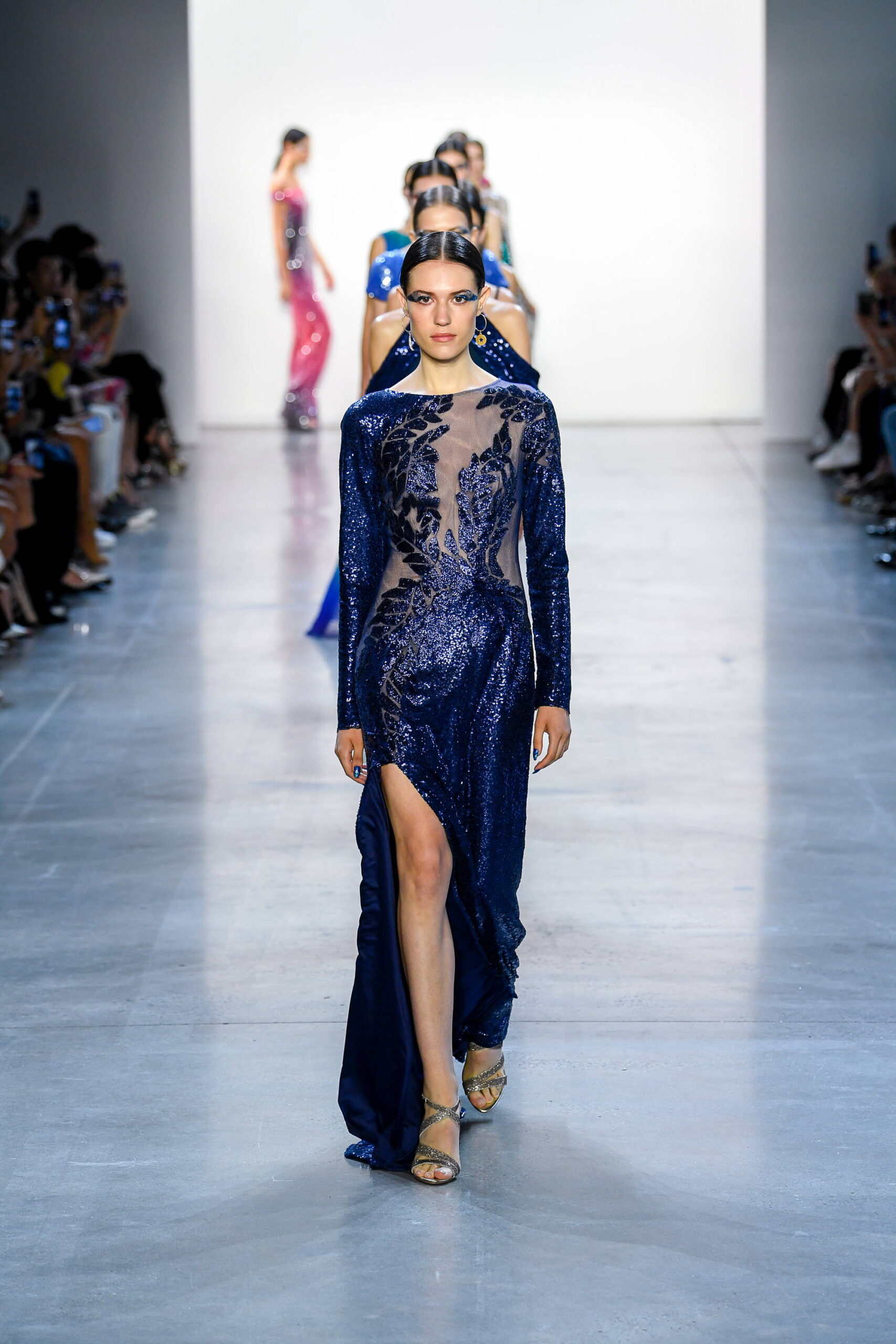 Tadashi Shoji S/S 19 Look 39
