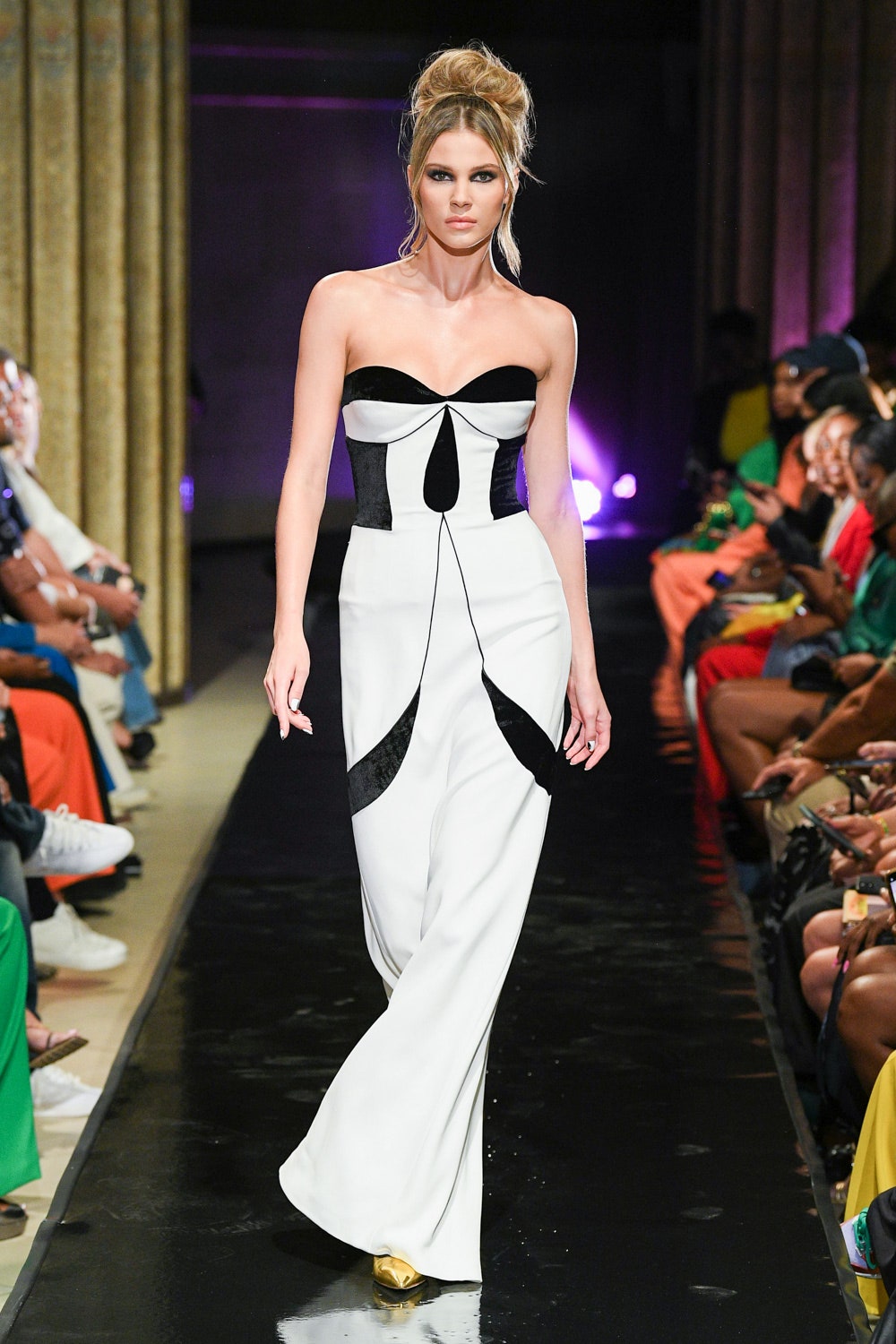 Sergio Hudson F/W 22 Look 32