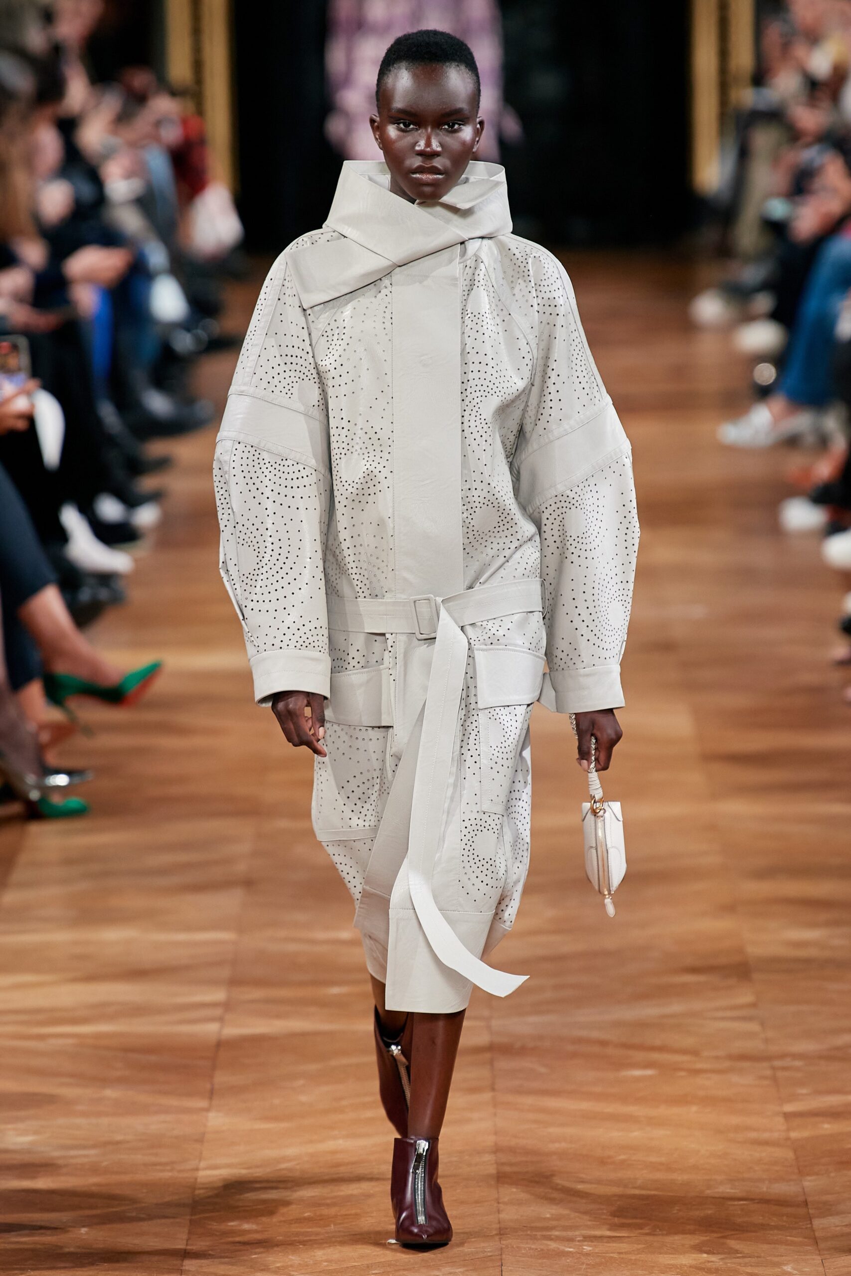 Stella McCartney F/W 20 Look 1