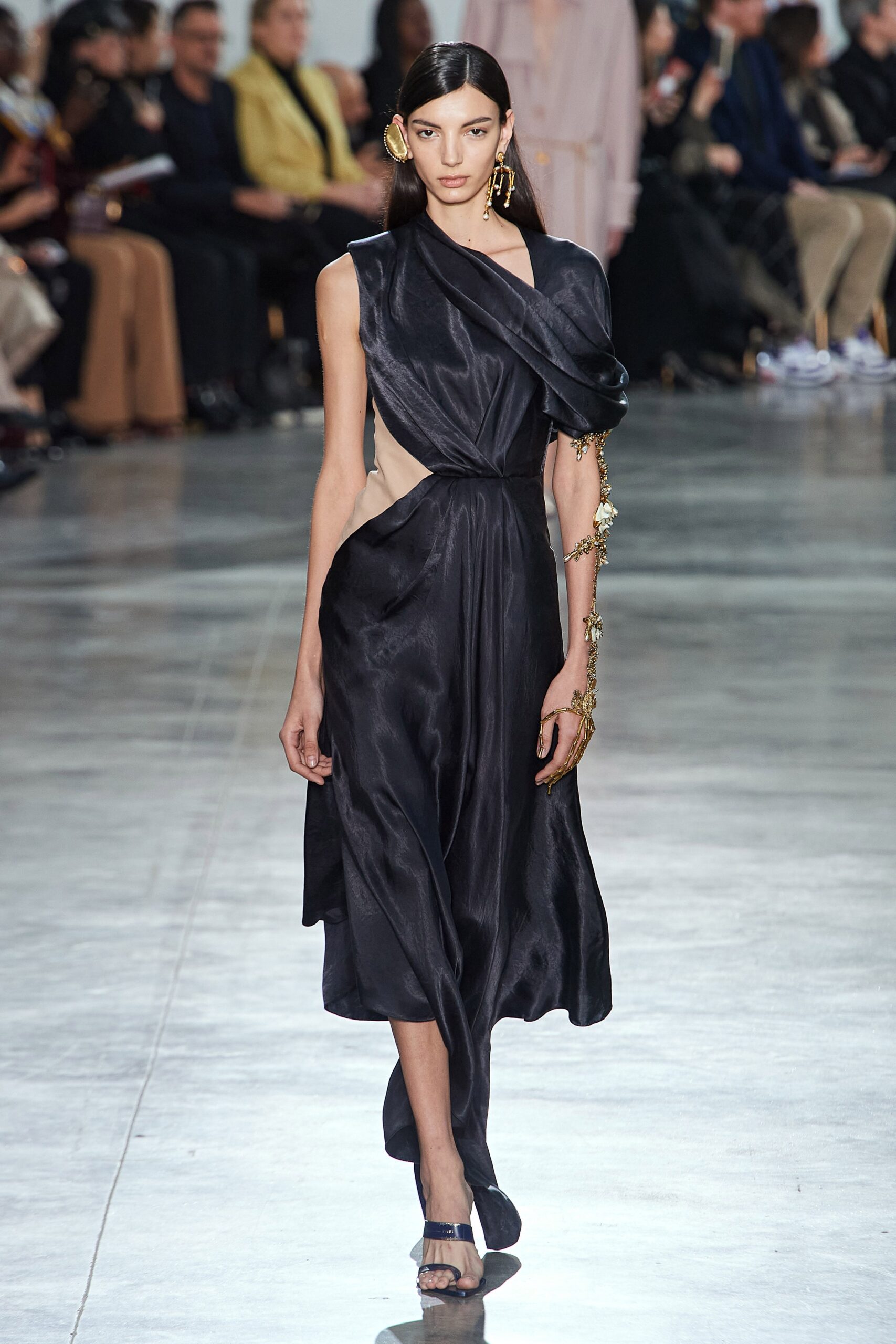 Schiaparelli S/S 20 Couture Look 3