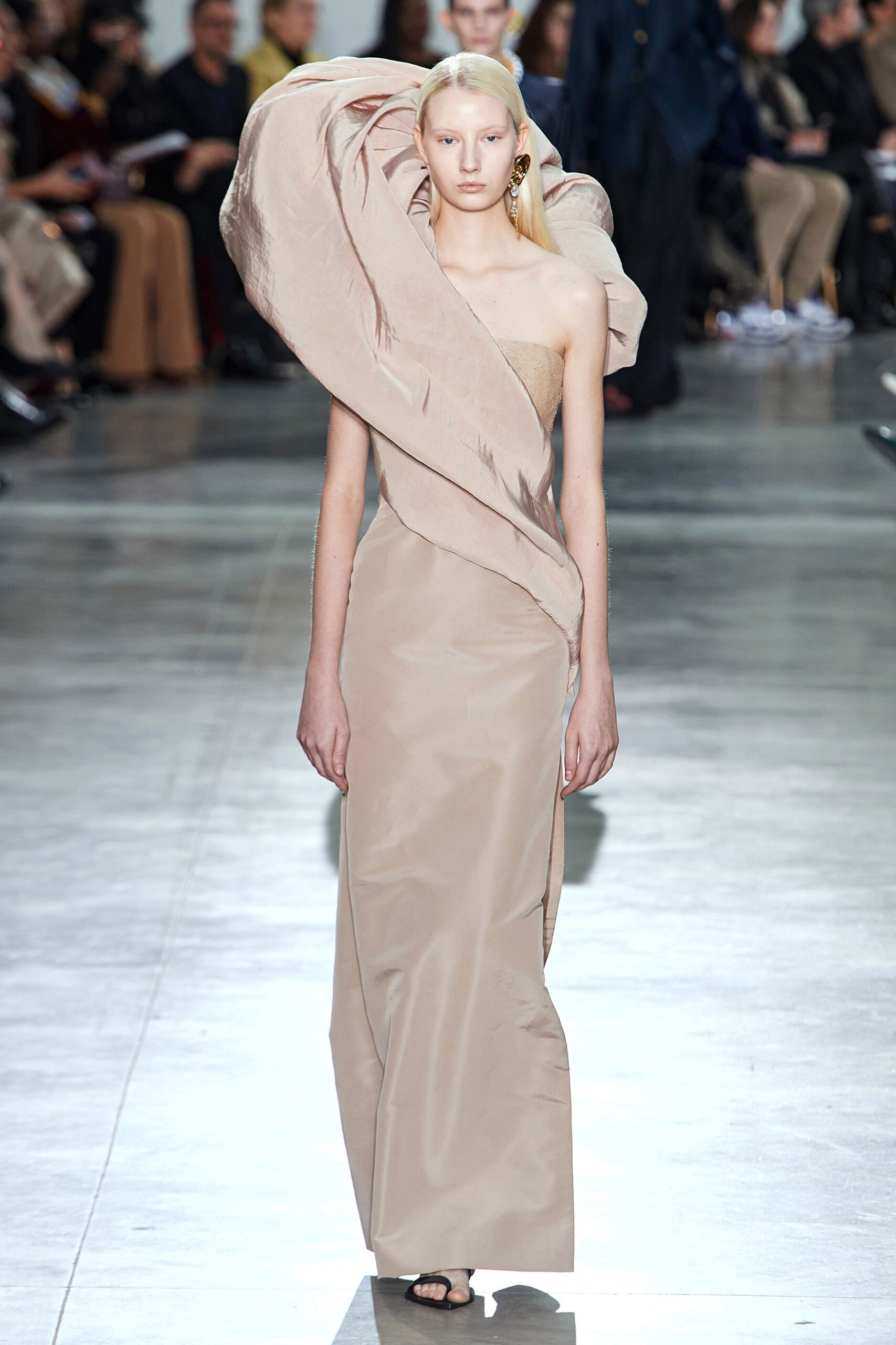 Schiaparelli S/S 20 Couture Look 5