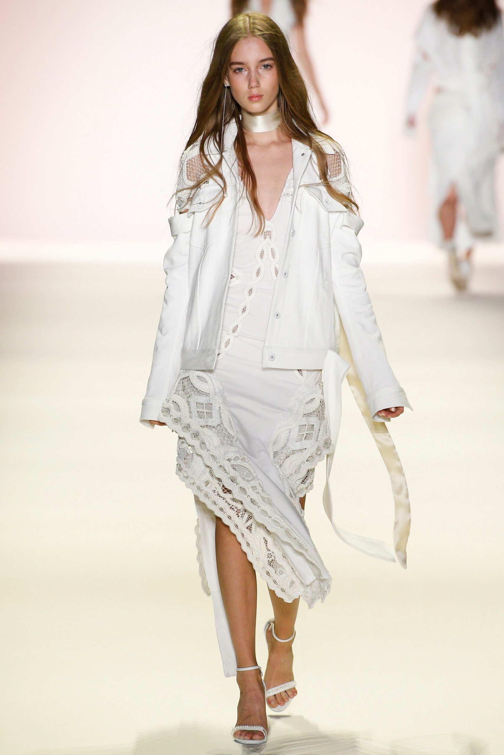 Simkhai S/S 17 Look 1