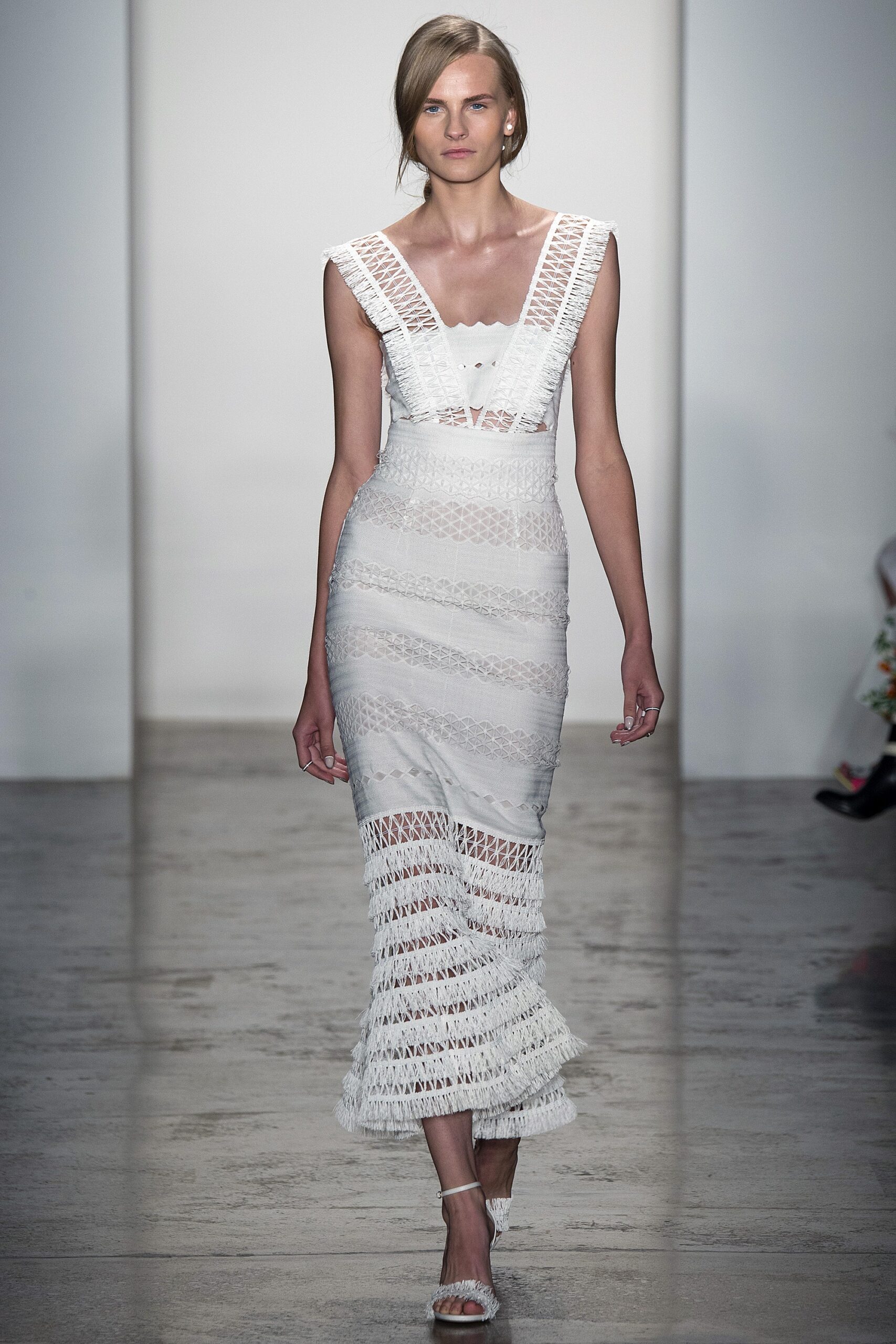 Simkhai S/S 16 Look 13