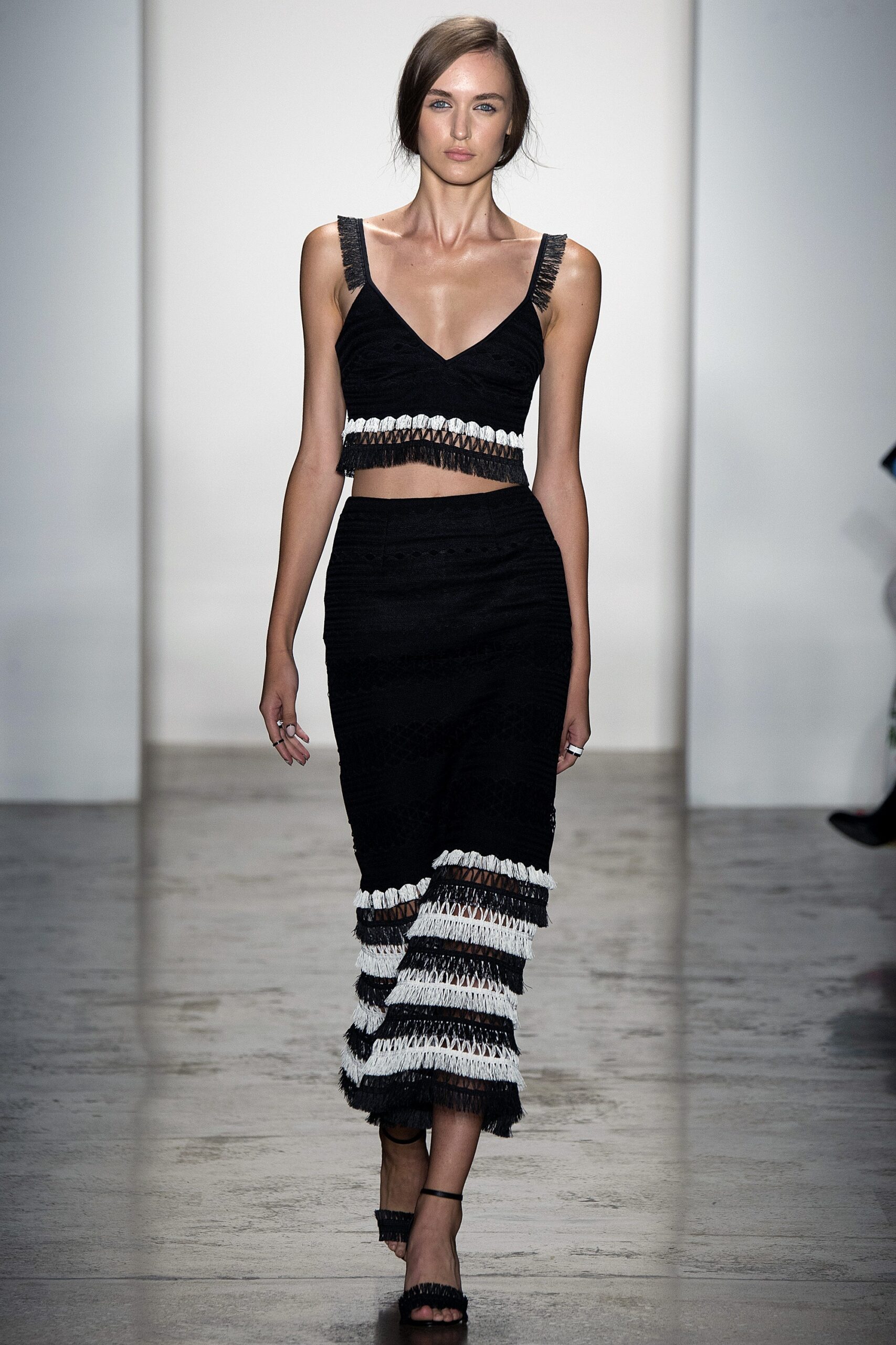 Simkhai S/S 16 Look 16