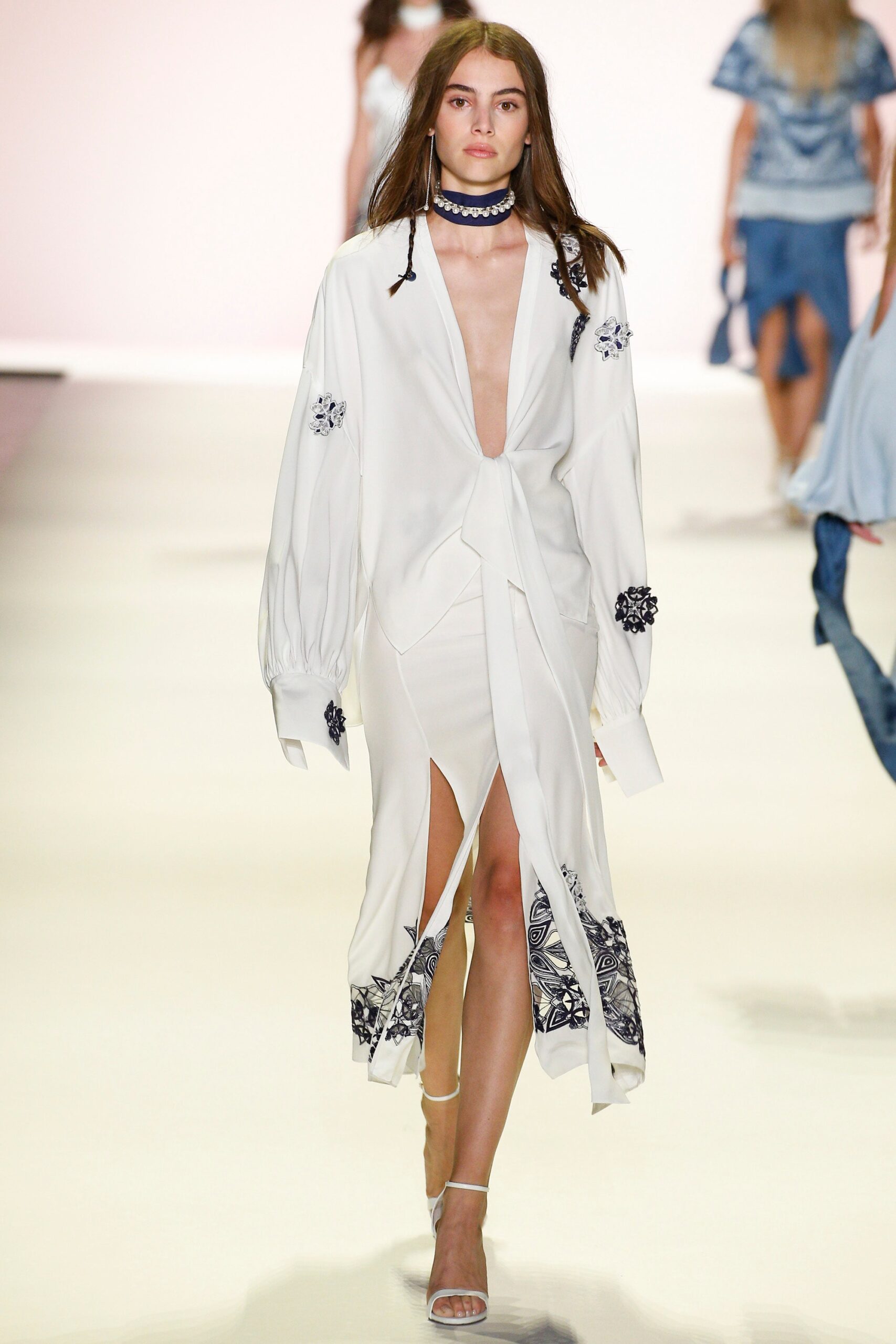 Simkhai S/S 17 Look 17