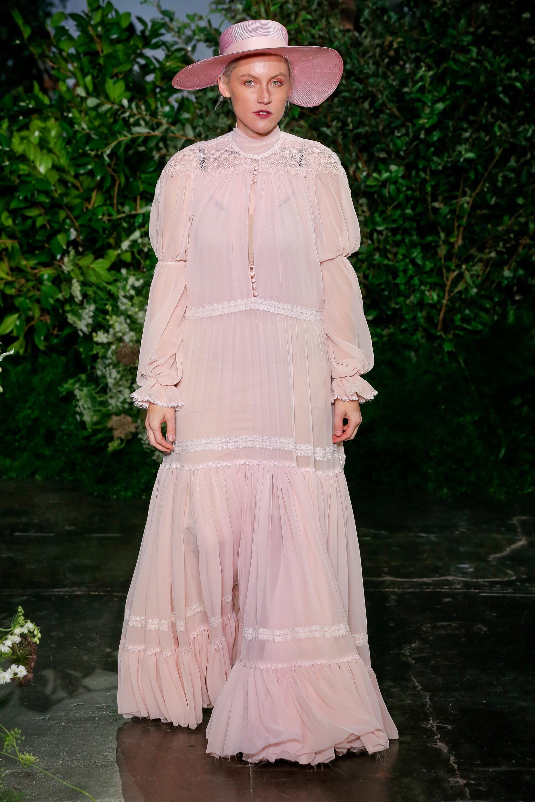 Simkhai S/S 19 Look 22