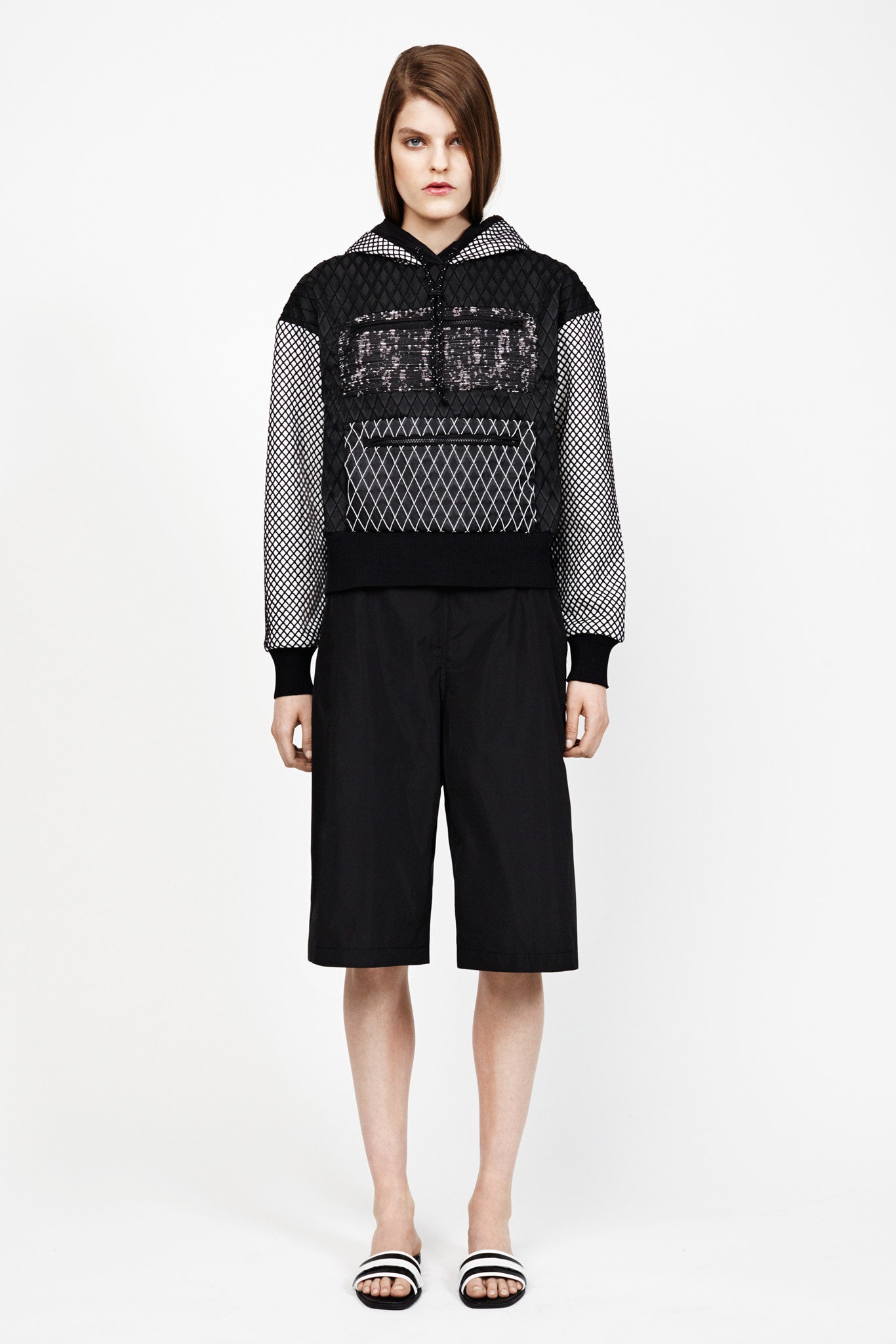 Simkhai Resort 15 Look 1
