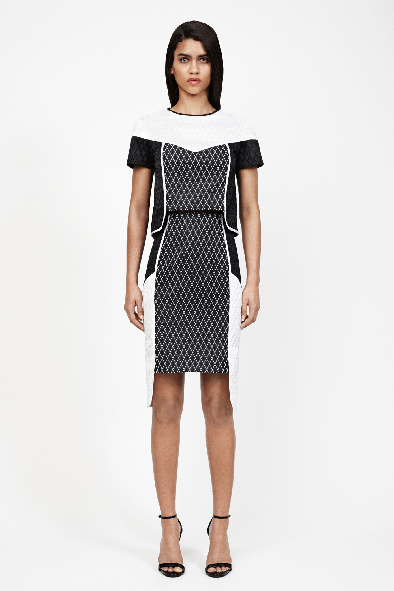 Simkhai Resort 15 Look 2