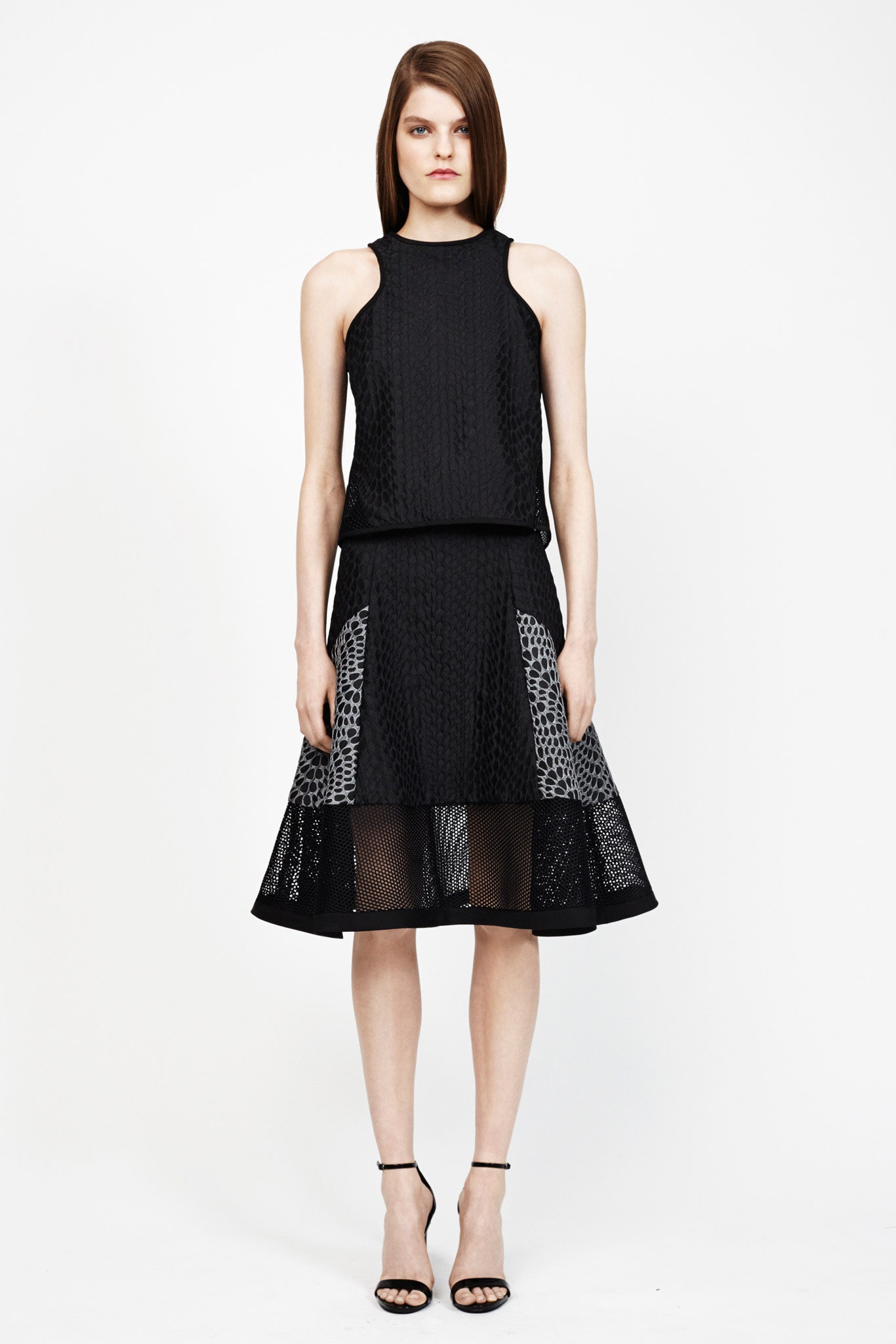 Simkhai Resort 15 Look 10