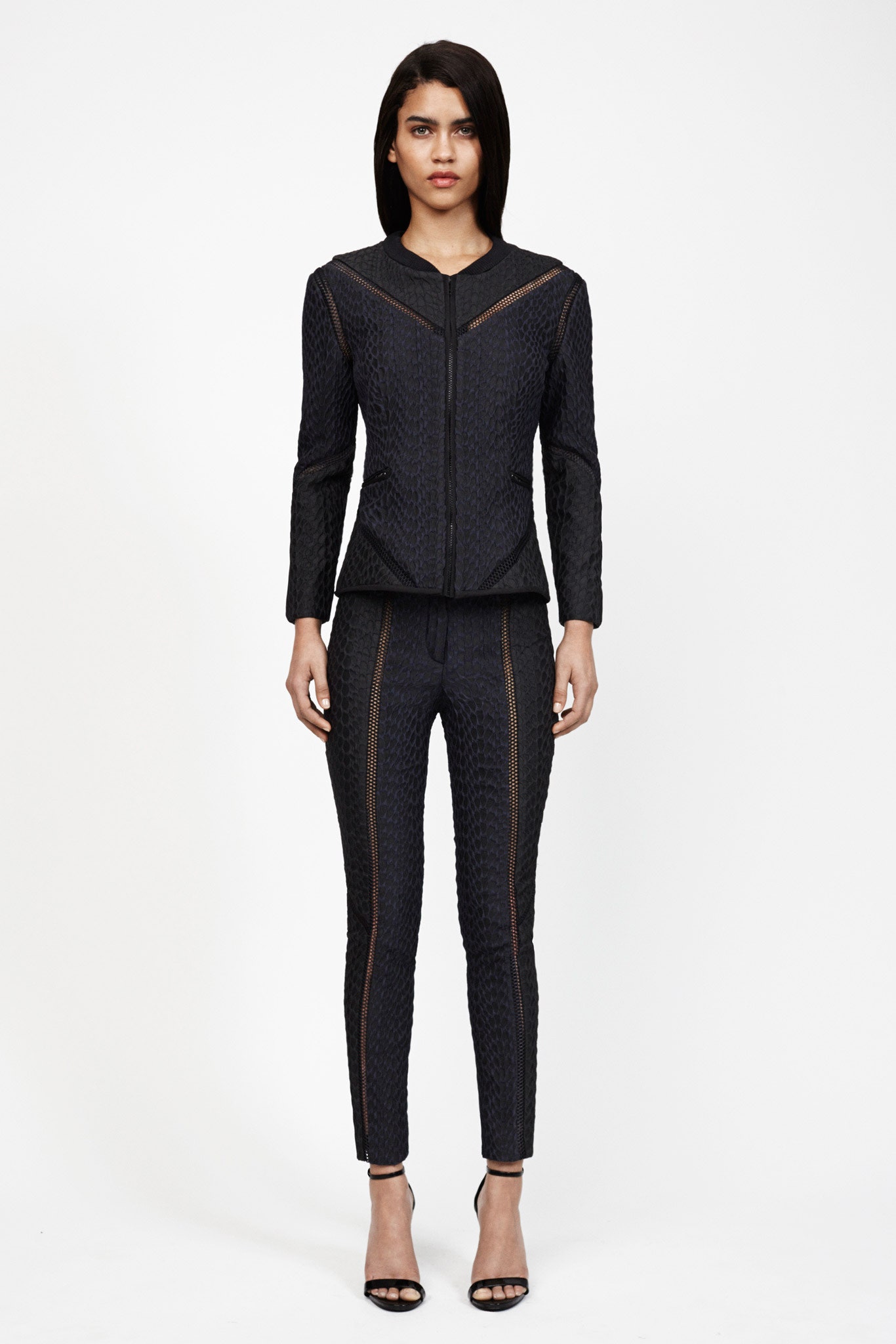 Simkhai Resort 15 Look 12
