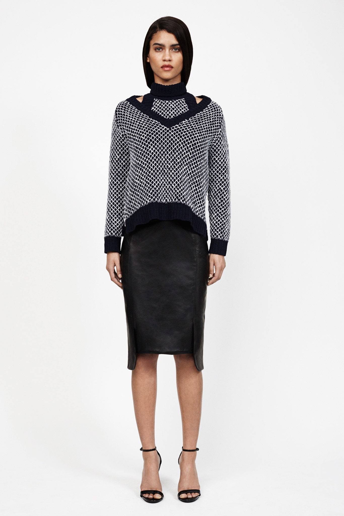 Simkhai Resort 15 Look 13