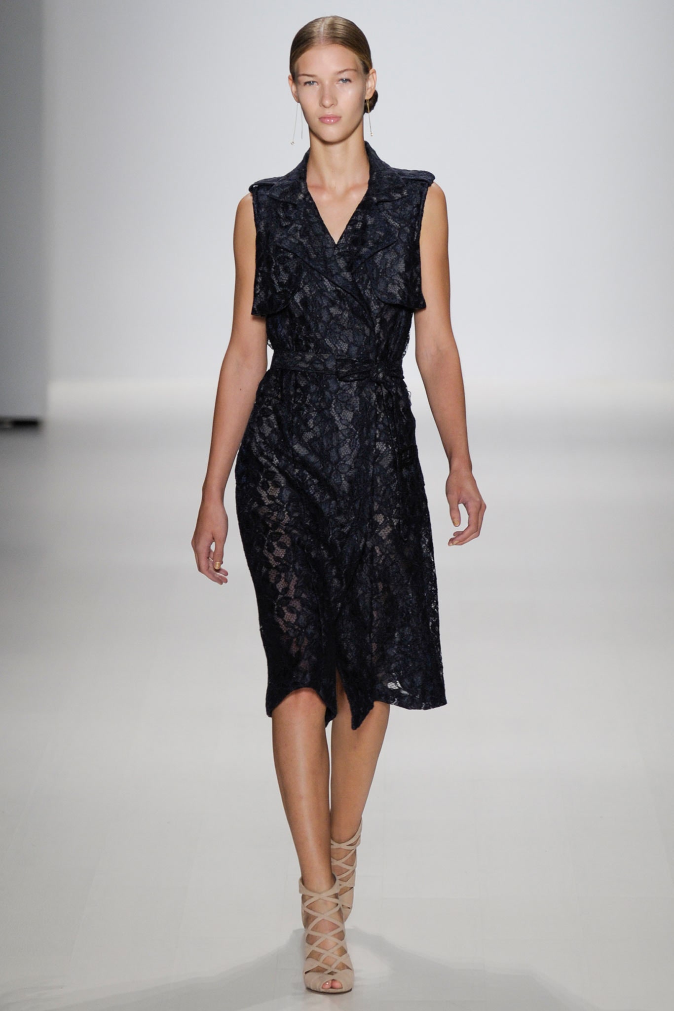 Tadashi Shoji S/S 15 Look 2