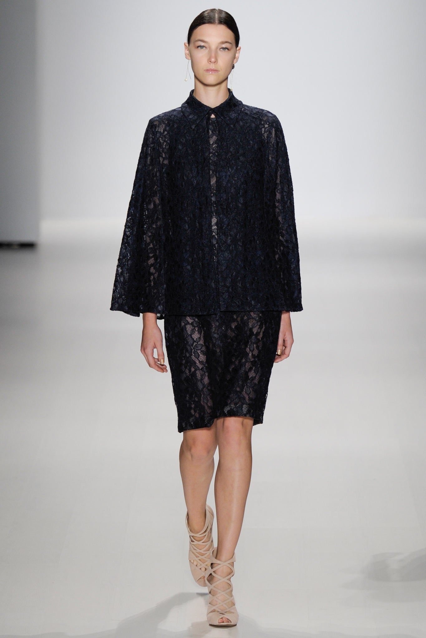 Tadashi Shoji S/S 15 Look 3