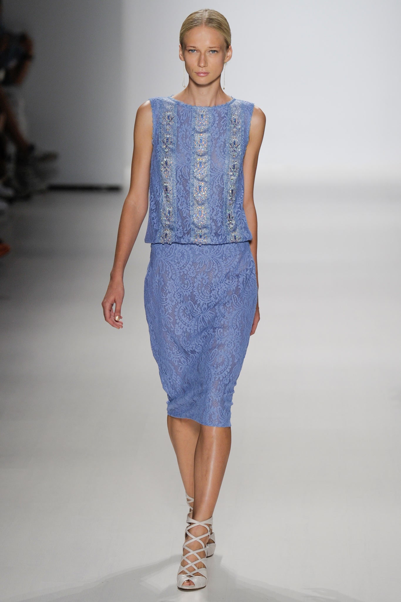 Tadashi Shoji S/S 15 Look 9